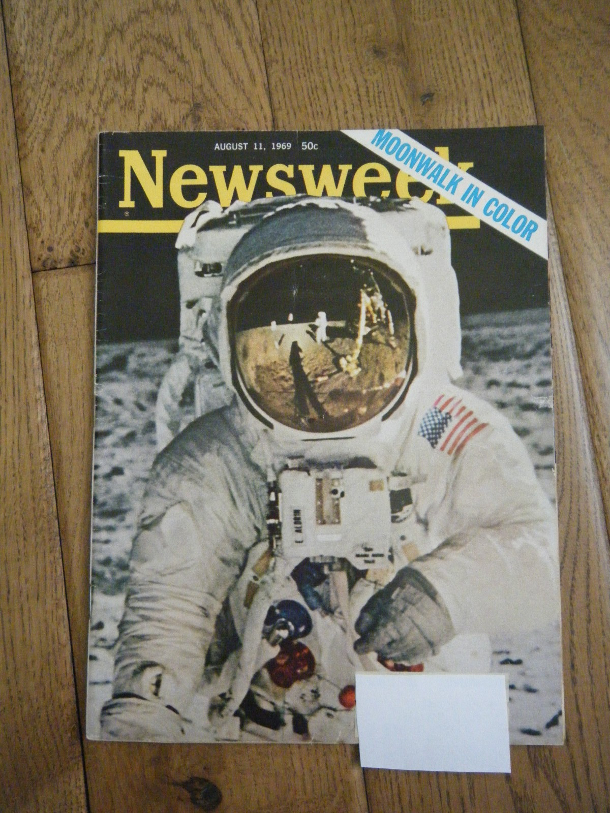 AUGUST 11 1969 Newsweek Magazine - Moonwalk in Color