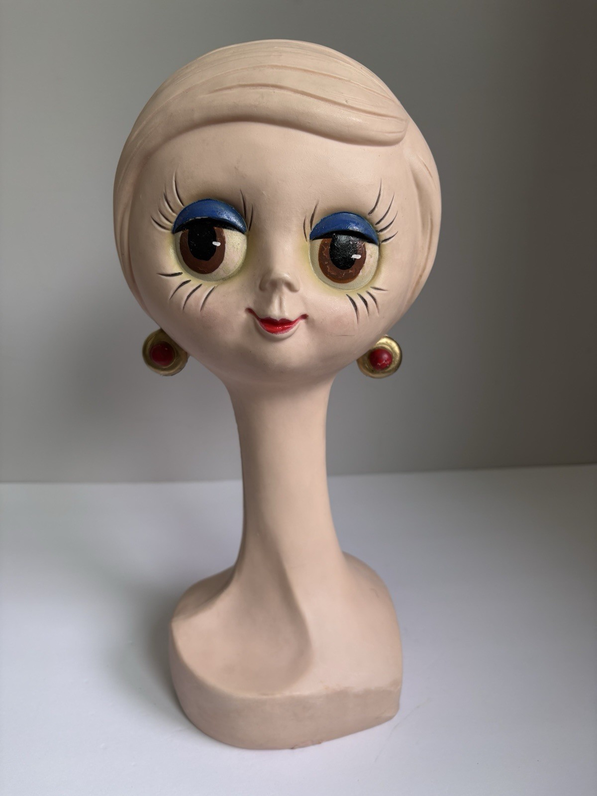 HTF Vintage 1960’s Twiggy Head Mannequin Brown Eyes Display Retro