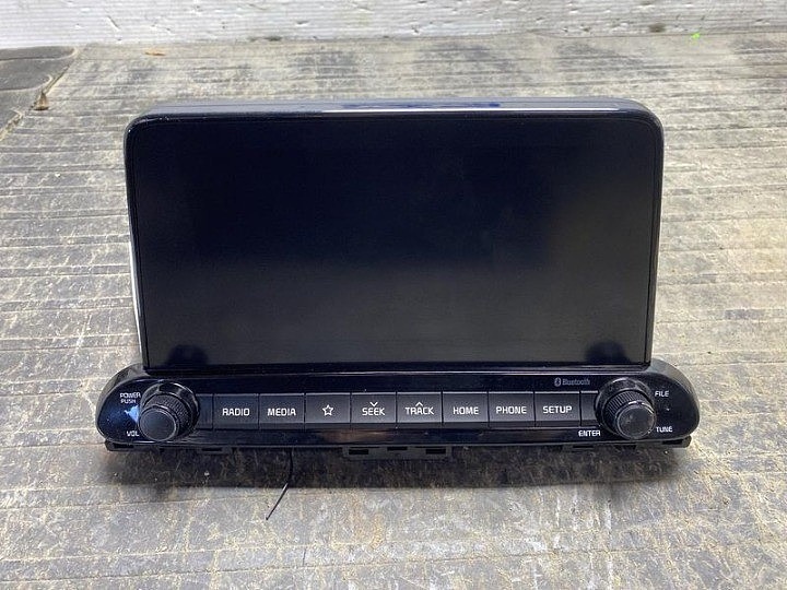 2019-2021 Kia Forte Radio Receiver Display Screen w/o navigation Assembly OEM