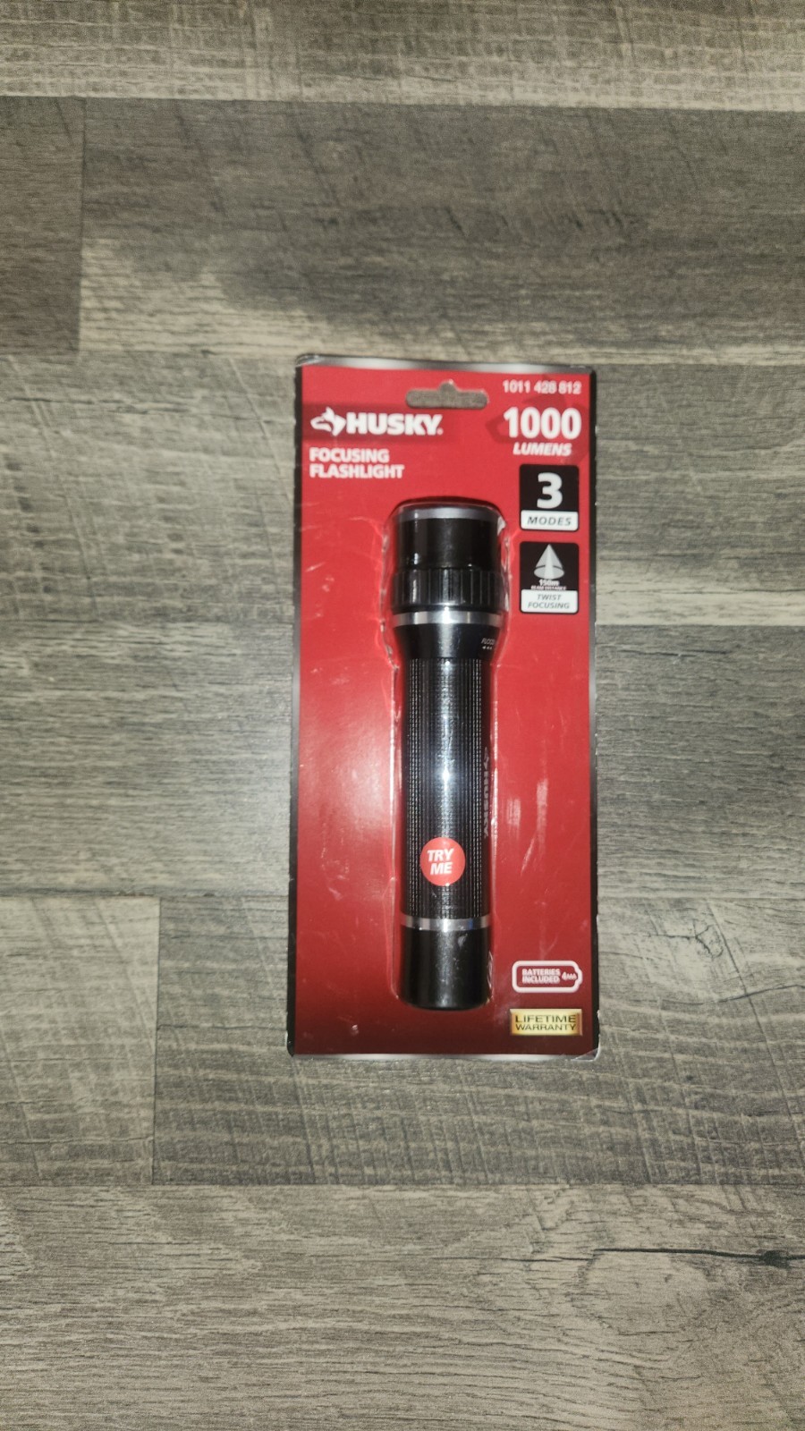 Husky 1000 Lumens Focusing LED Flashlight 3 Modes Durable Aluminum Black 1 Pack