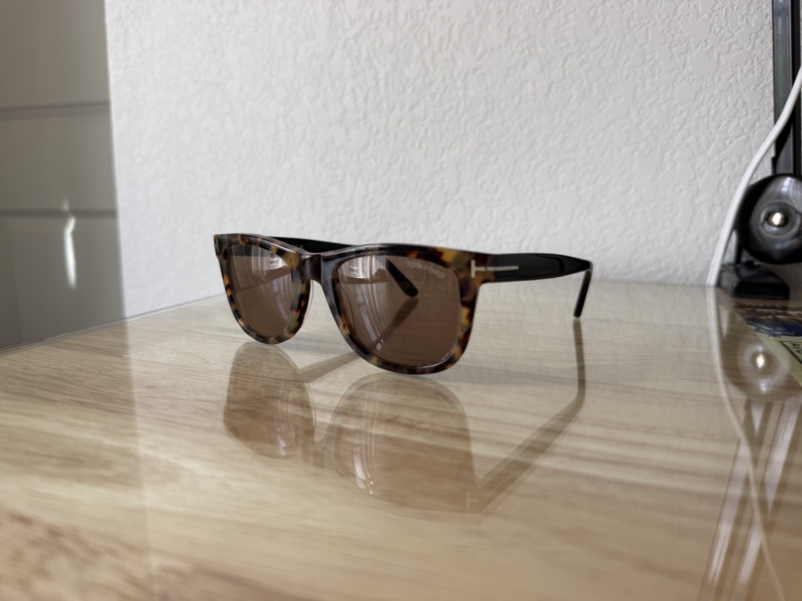 Tom Ford • Leo TF336 55J • Full Rim  Brown Tortoise Shell Sunglasses • Preowned