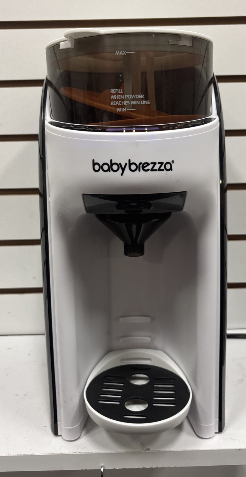 Baby Brezza Formula Pro Advanced Auto Formula Dispenser White/Black FRP0046 EUC Baby Brezza Formula Pro Advanced Auto Formula Dispenser White/Black FRP0046 EUC