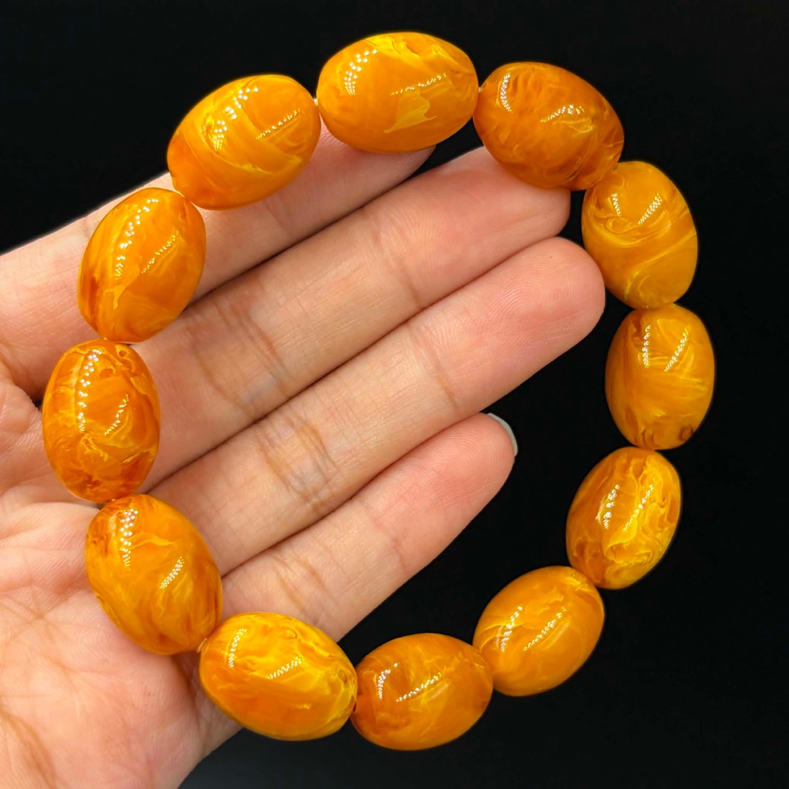 Vintage Poland Amber Butterscotch Antique Baltic Amber Bead bracelet Vintage Poland Amber Butterscotch Antique Baltic Amber Bead bracelet