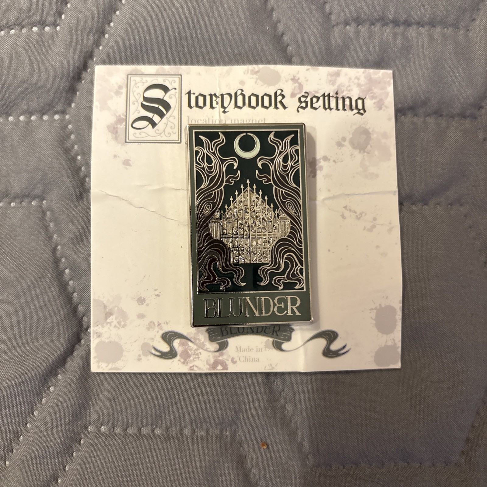 Illumicrate Storybook Settings Magnet - One Dark Window Illumicrate Storybook Settings Magnet - One Dark Window