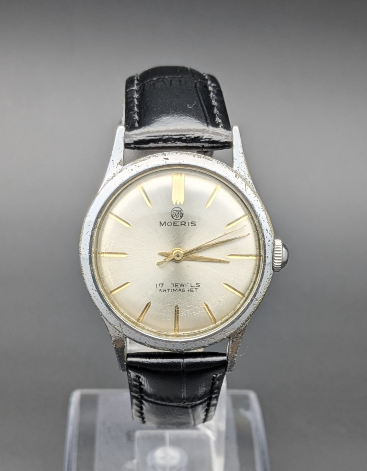 Moeris Grands Prix Vintage Swiss Watch 17 Jewels Hand-Wound Running 1950s