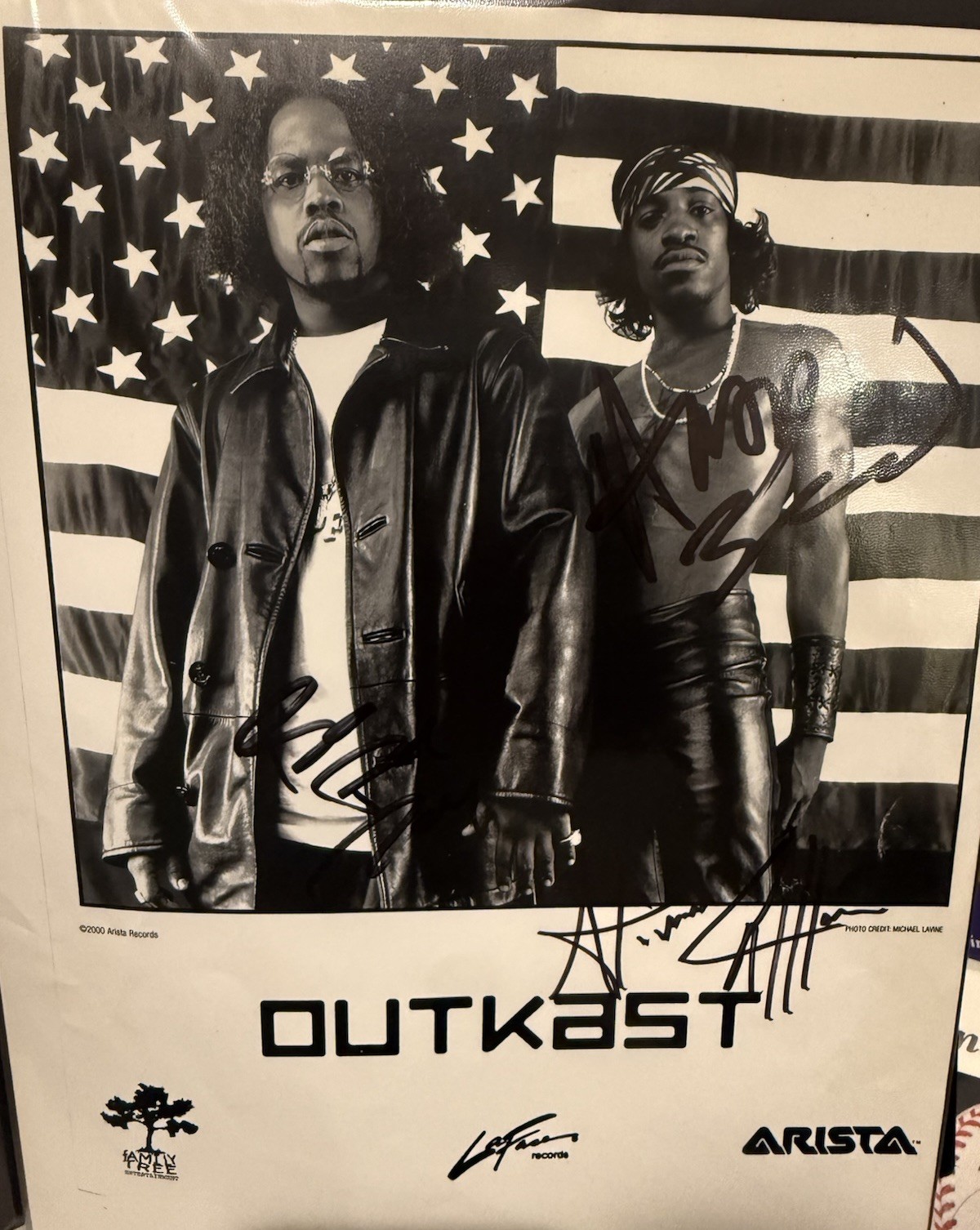 OUTKAST DUO GROUP AUTOGRAPHED STANKONIA PHOTO. ANDRE 3000 AND BIG BOI (JSA)