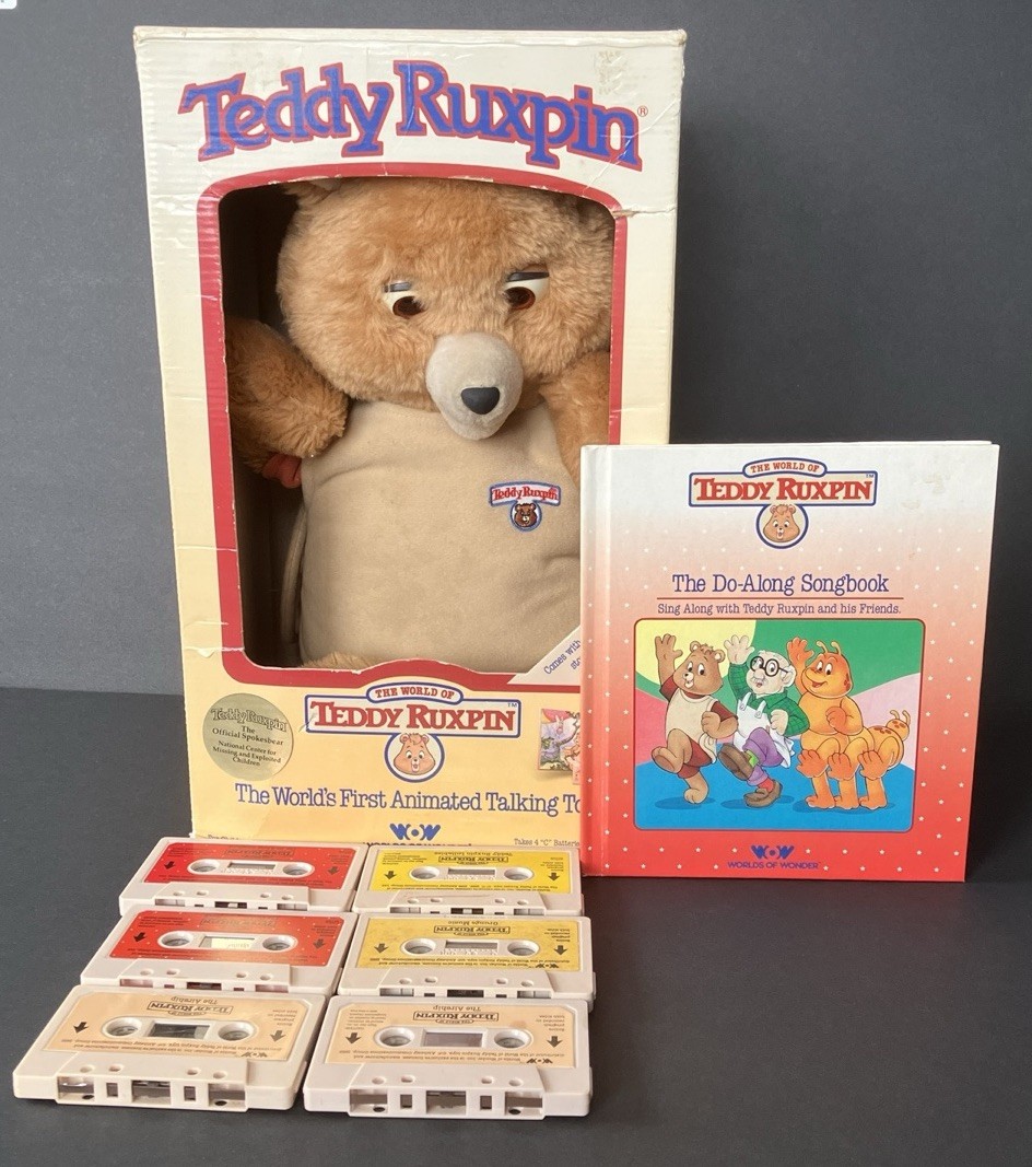 VINTAGE Teddy Ruxpin Teddy Bear  Book & Tape Worlds Of Wonder ~ Read Description