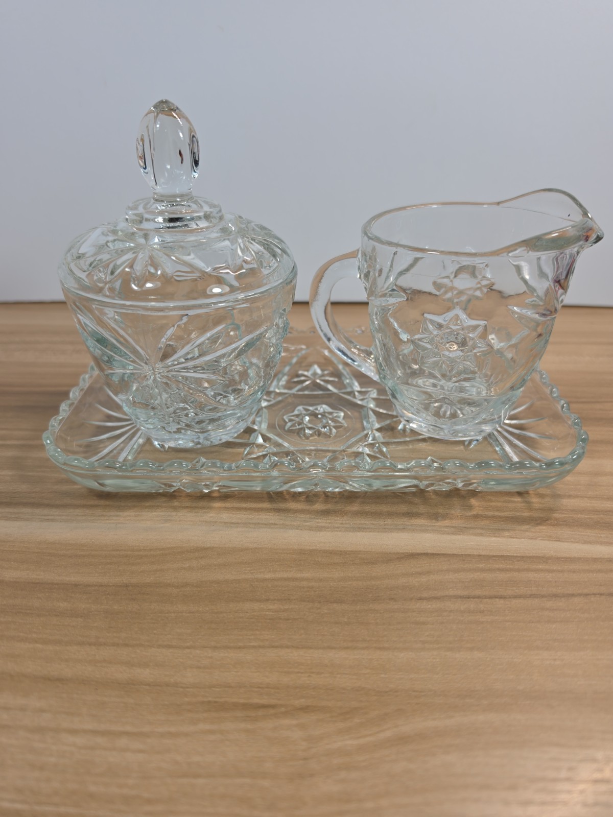 Read...Vintage EAPC Anchor Hocking Star Of David Clear Sugar  Creamer Set / Tray