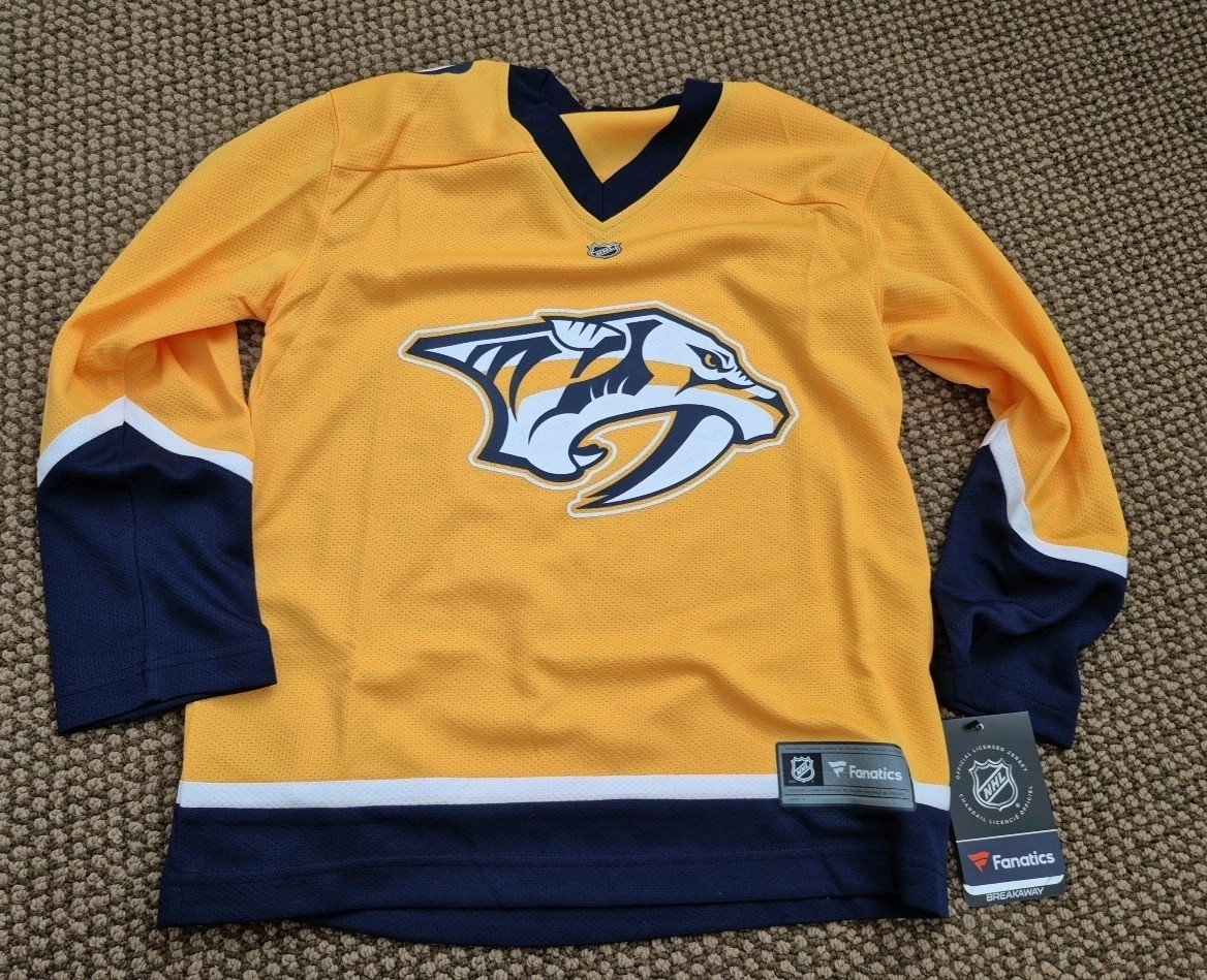 NEW NHL Fanatics Kids Youth Nashville Predators Home Breakaway Jersey Size S/M