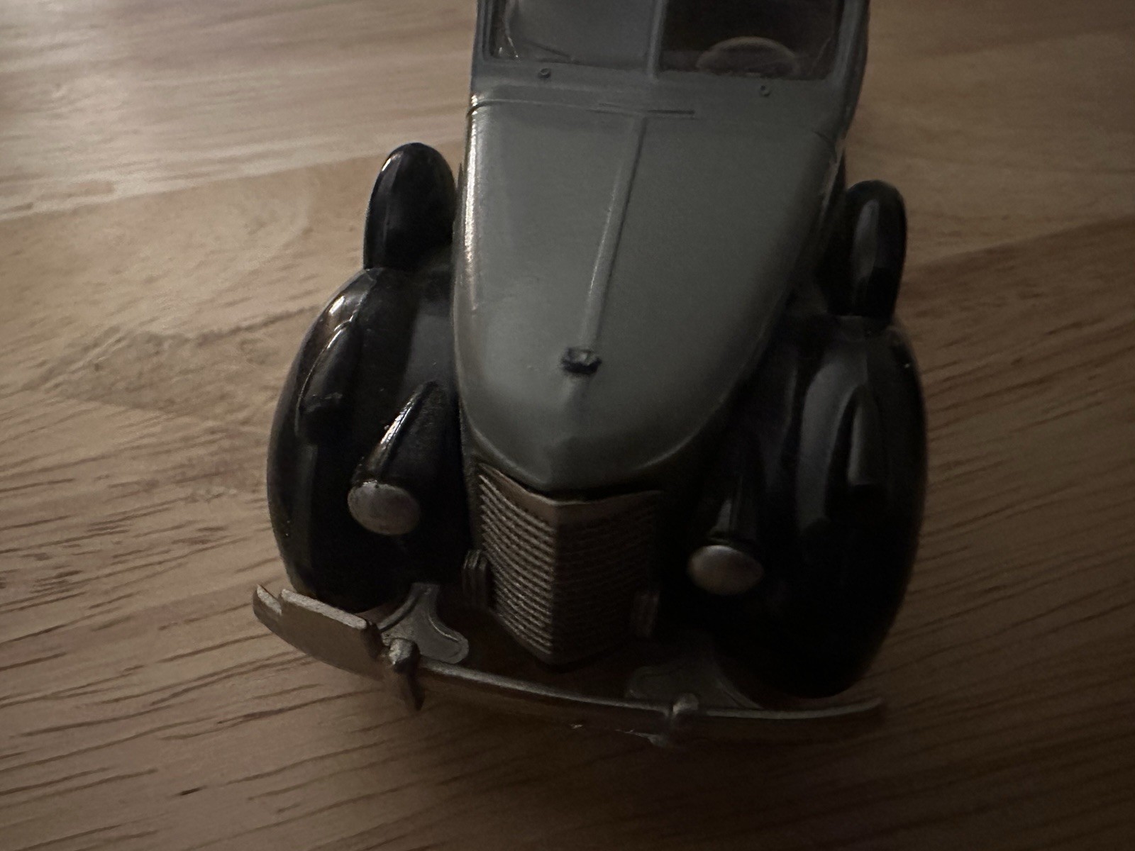 1/43 Brooklin 1938 Cadillac (Read Description) 1/43 Brooklin 1938 Cadillac (Read Description)