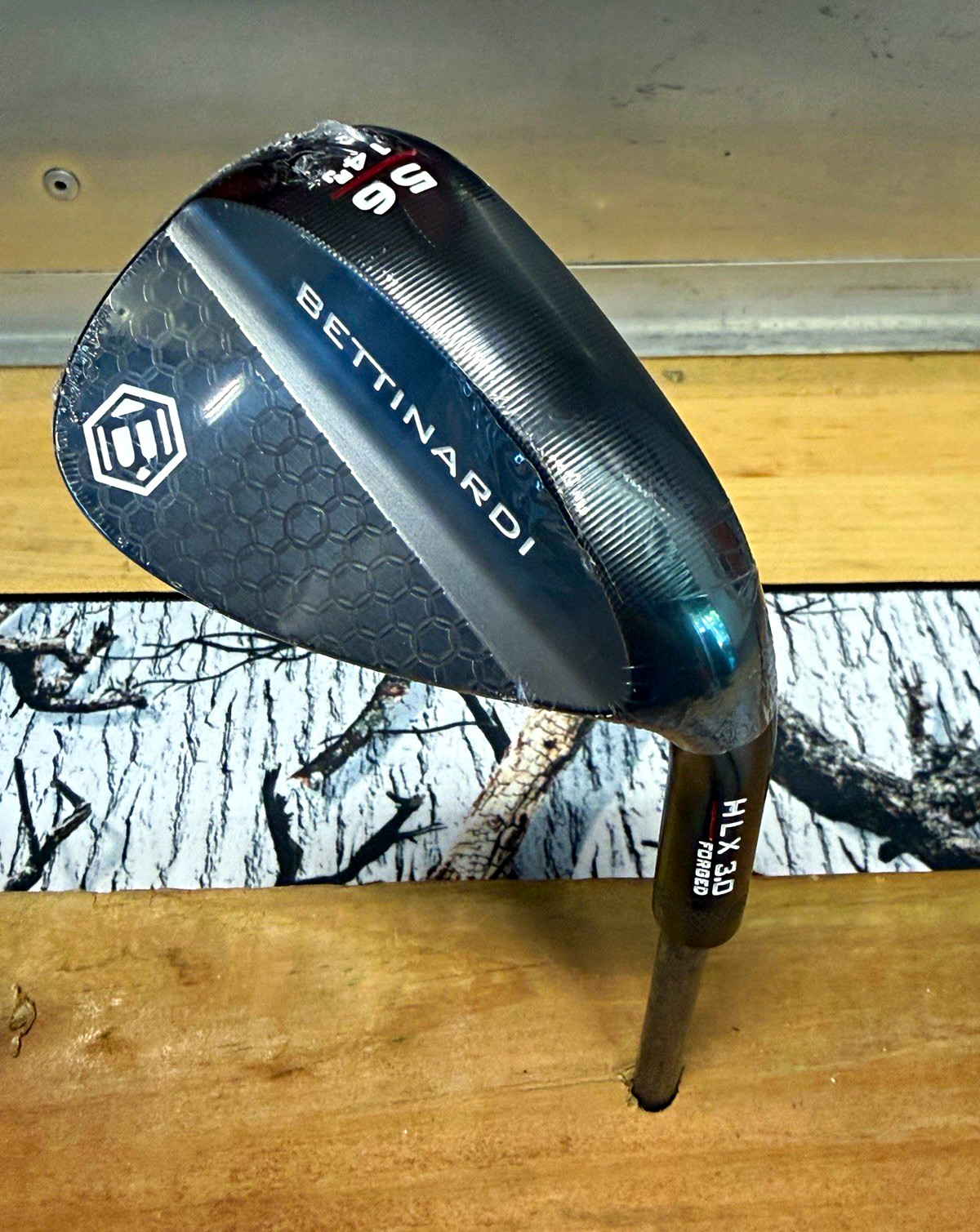 New Bettinardi HLX 3.0 56° / 14RJ wedge head in black smoke. 