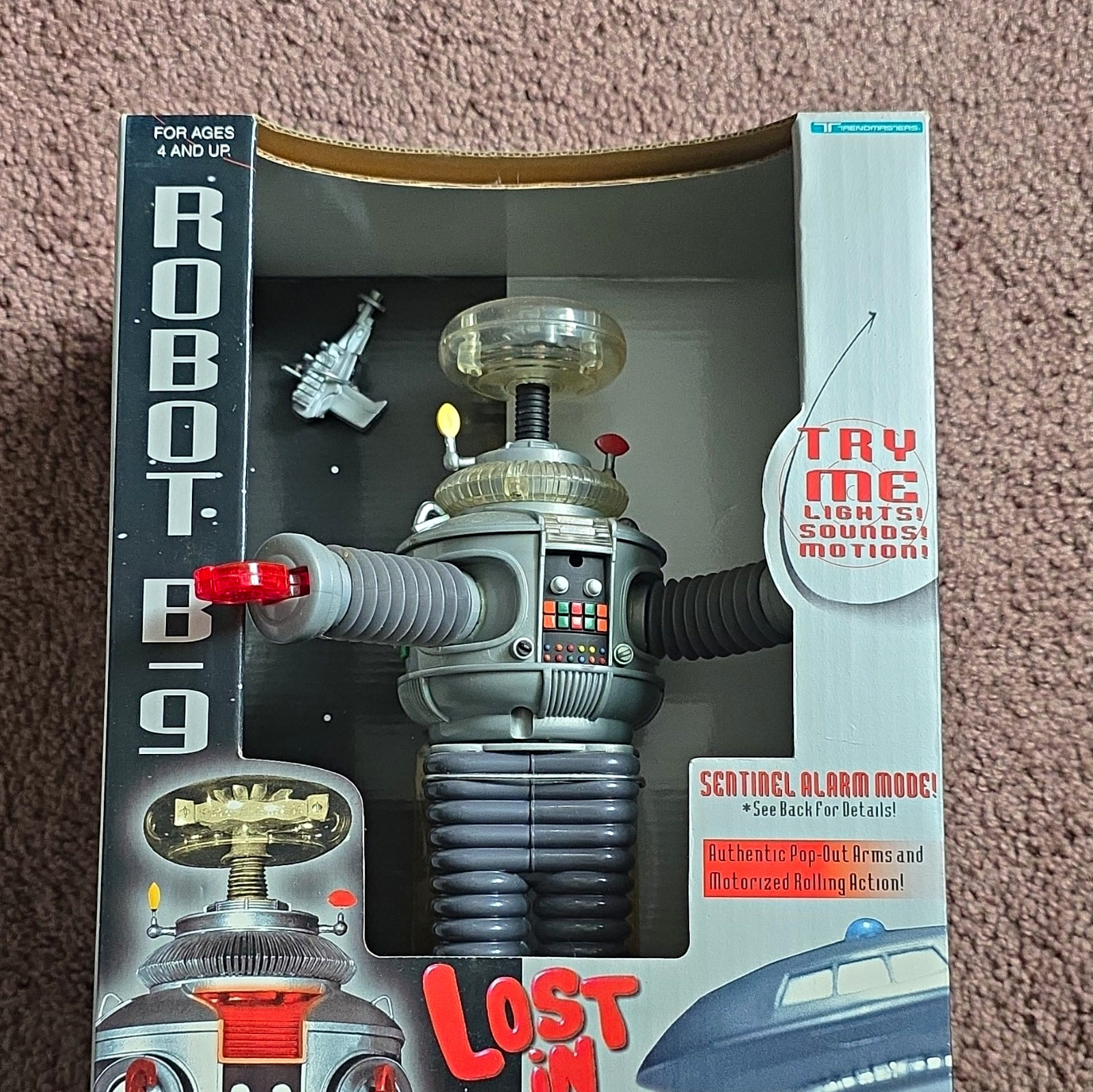 Trendmasters Lost in Space Classic Series Robot B-9 Lights Sounds Motion 1997 Trendmasters Lost in Space Classic Series Robot B-9 Lights Sounds Motion 1997