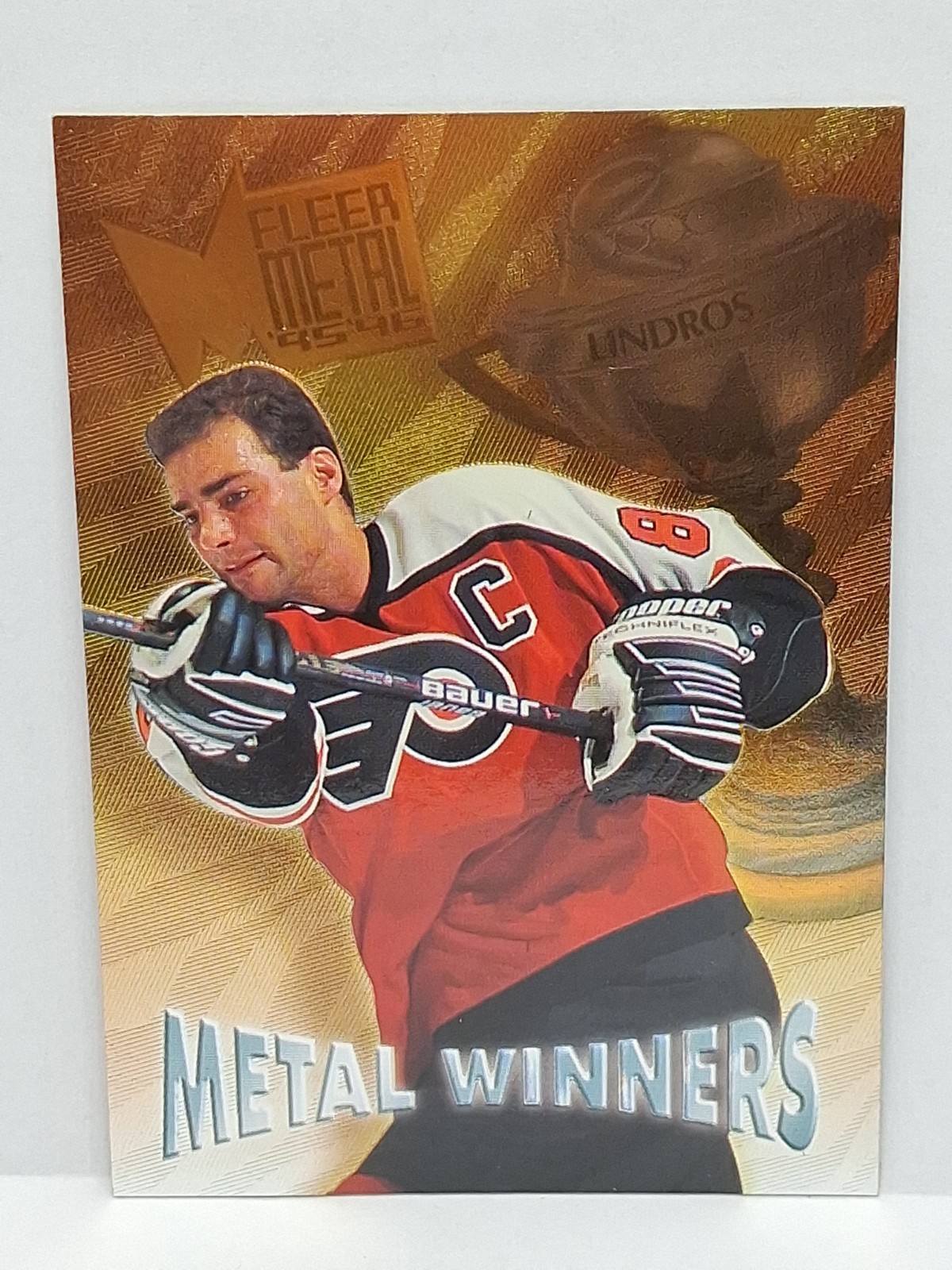 1995-96 Fleer Metal - Metal Winners Eric Lindros #4 (D97)