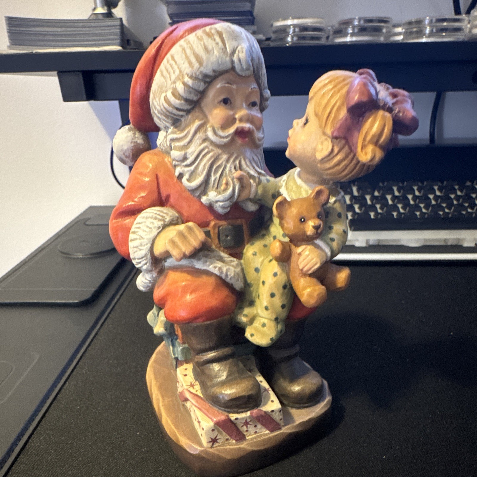 ANRI Sarah Kay Rare Santa Series Third Edition Of Four Wood Carved 6” 117/250 ANRI Sarah Kay Rare Santa Series Third Edition Of Four Wood Carved 6” 117/250