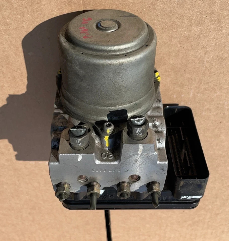 2006-2008 Honda Pilot FWD ABS Anti Lock Brake Pump Assembly
