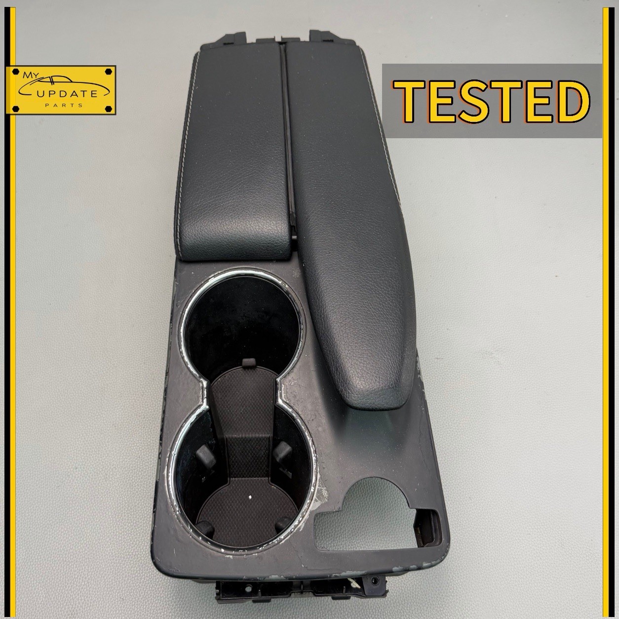 2008-14 Mercedes X204 GLK350 Center Console Armrest Cupholder Armrest OEM