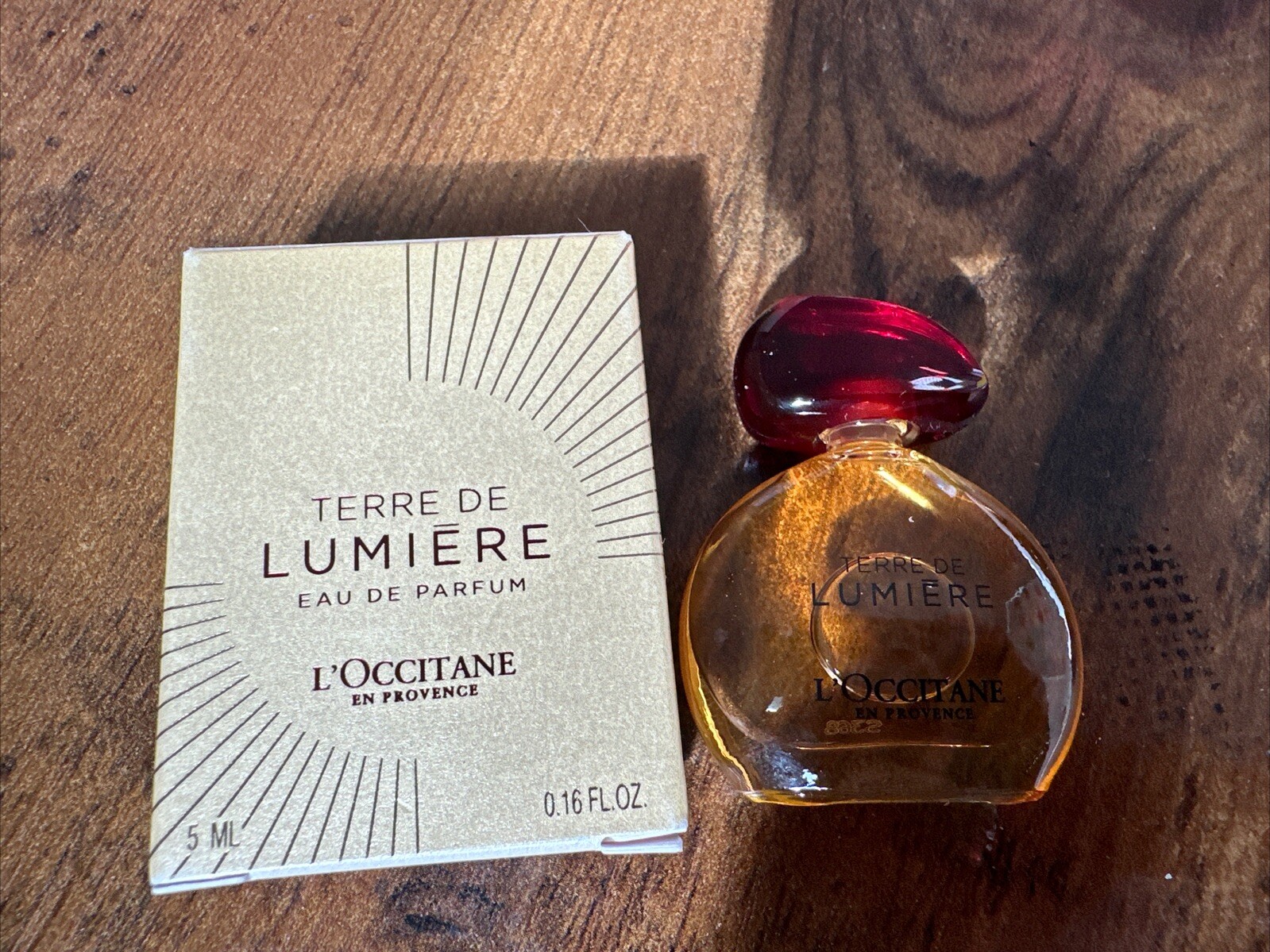 L\'OCCITANE TERRE DE LUMIERE EAU DE PARFUM MINI TRAVEL SPLASH 5 ML/0.16 FL OZ NIB