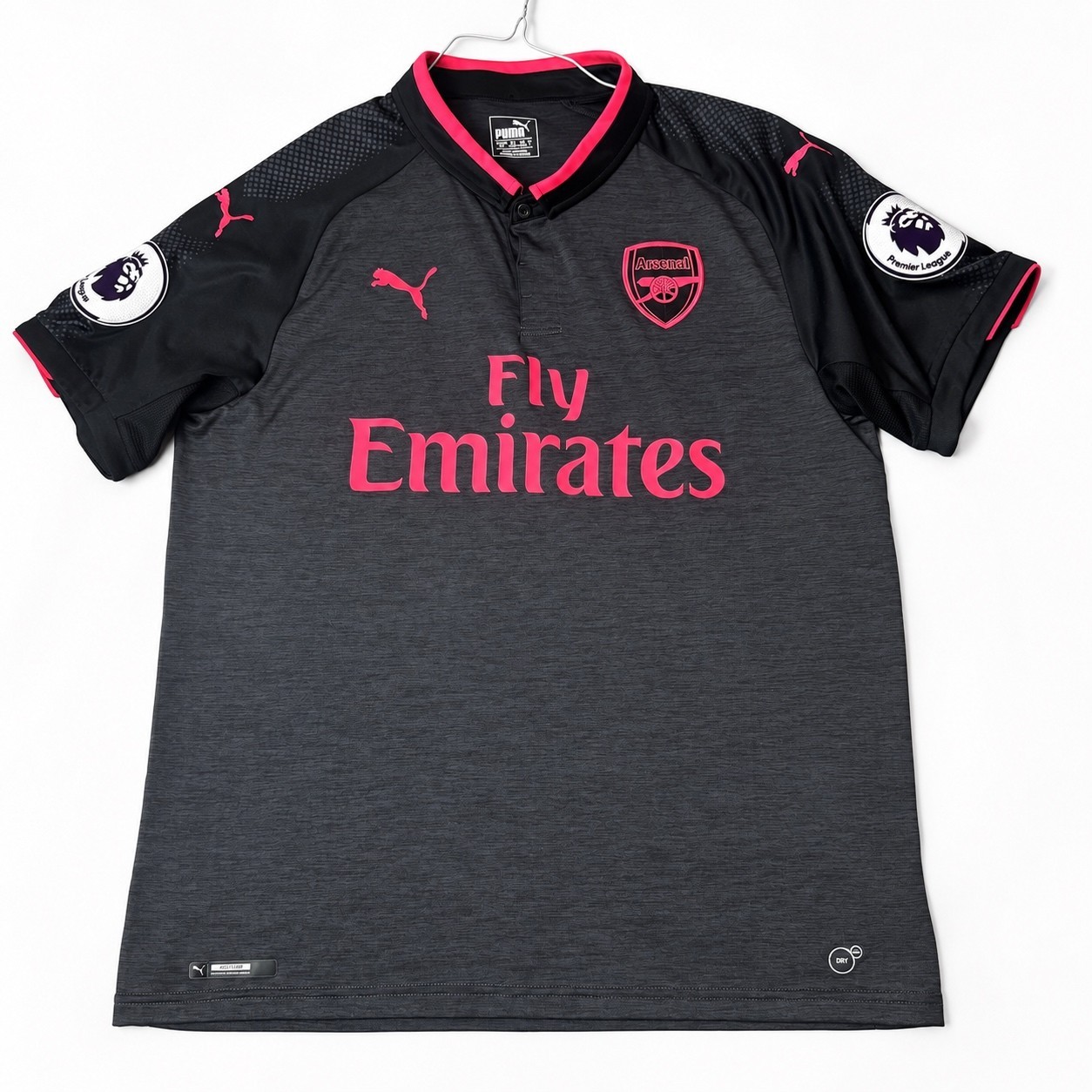 Puma Arsenal FC Alternate Jersey Alexandre Lacazette 9 Black Pink Men\'s Large Puma Arsenal FC Alternate Jersey Alexandre Lacazette 9 Black Pink Men\'s Large