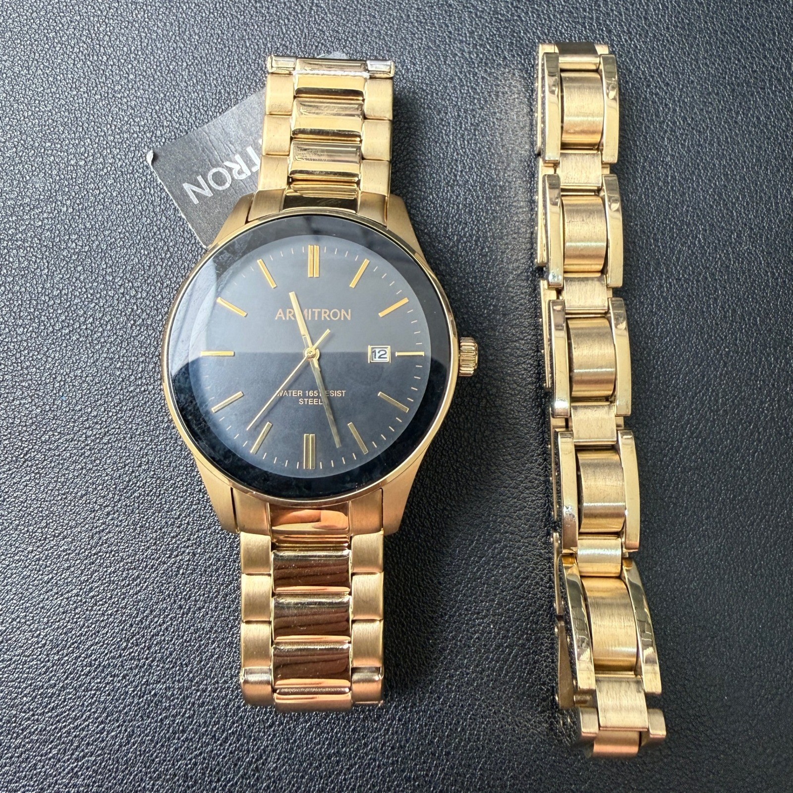 Armitron 20/5374GP Men\'s Watch and Bracelet Set Gold Tone New Battery Date Fun