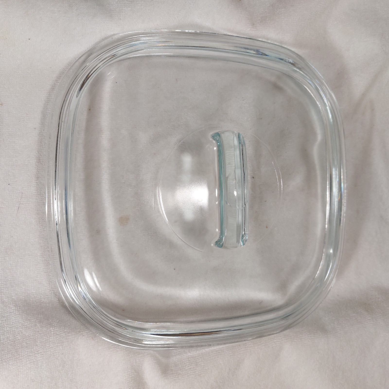 Pyrex 680-C Square Glass Fin-Handled Lid For Corningware Simply Lite 2.5QT Baker Pyrex 680-C Square Glass Fin-Handled Lid For Corningware Simply Lite 2.5QT Baker