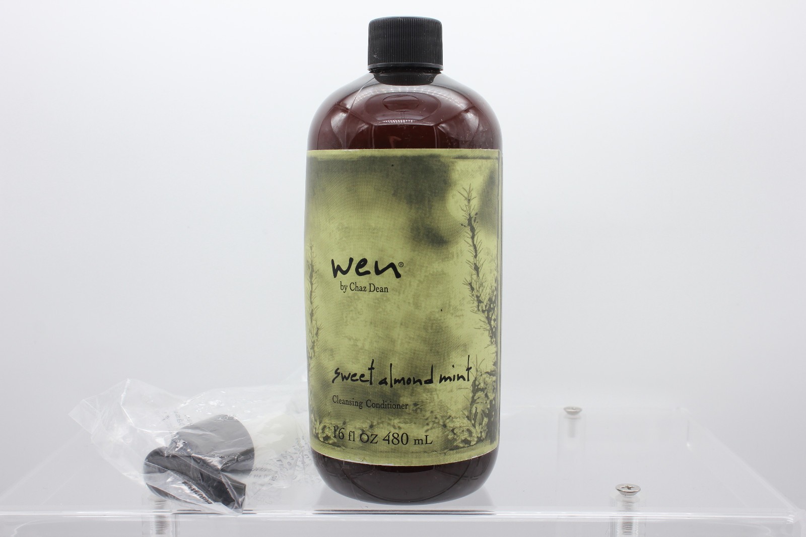WEN by Chaz Dean Sweet Almond Mint Cleansing Hair Conditioner; 16 oz / 480 ml