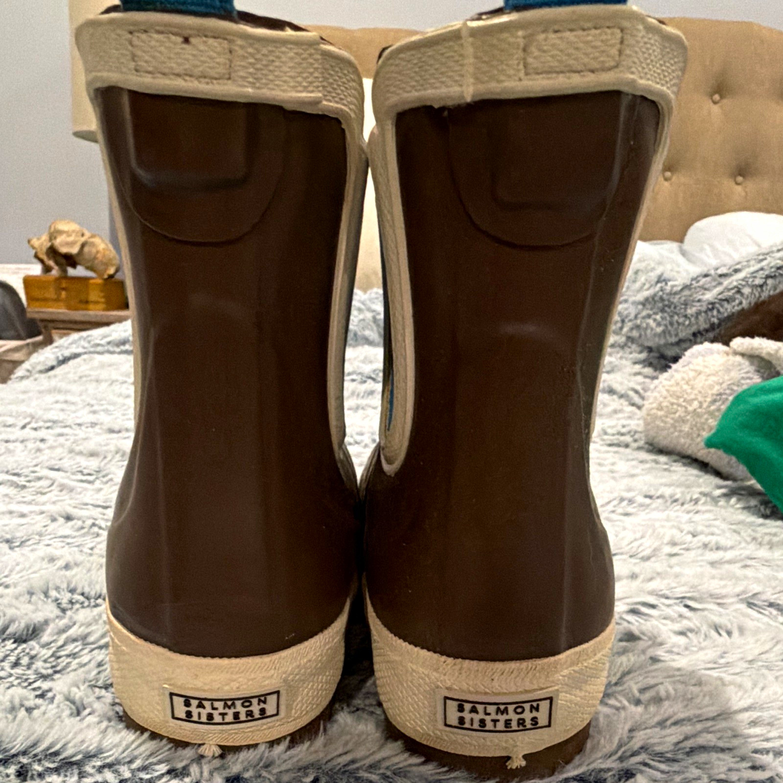 XTRATUF Salmon Sisters Ankle Rain Boots Brown/Blue Slip-On Rubber US 6 XTRATUF Salmon Sisters Ankle Rain Boots Brown/Blue Slip-On Rubber US 6