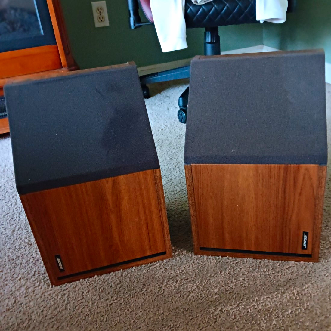 Bose 2.2 Vintage Bookshelf Speakers Pair Wood Grain Finish Tested Working Mint 