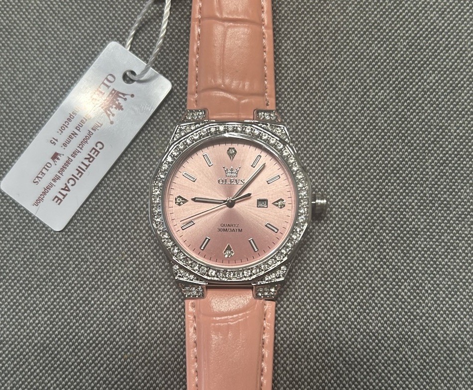 OLEVS 5606 Women\'s Wristwatch Pink Dial Leather Strap Silver Baton. 35mm