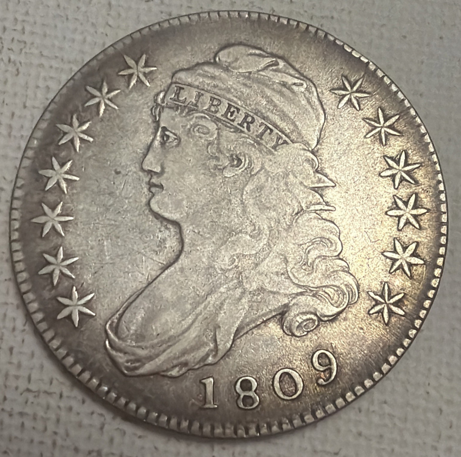 1809 CAPPED BUST HALF DOLLAR - VERY EARLY HALF WITH NICE DETAILS - VF