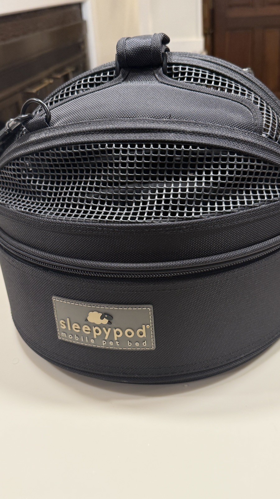 Sleepypod Mobile Cat & Dog Car Seat Pet Bed & Carrier, One Size, Black. “NEW”