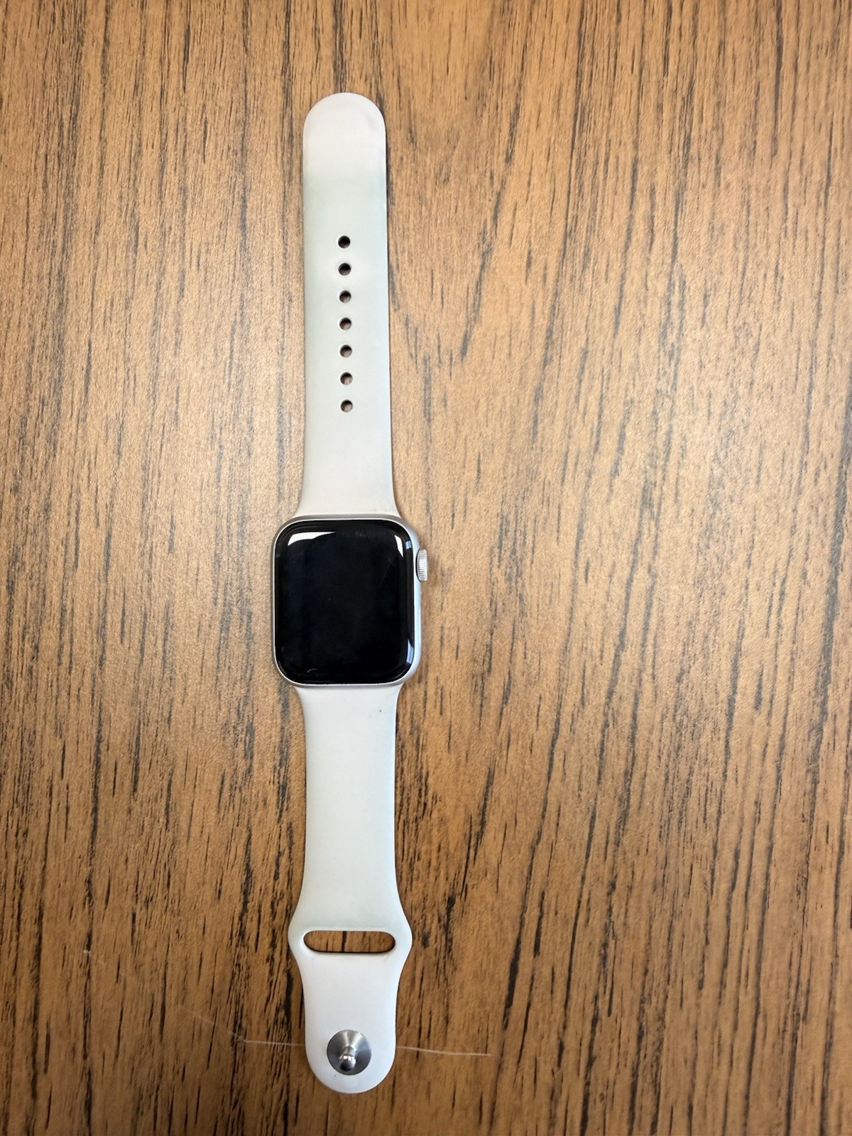 Apple Smart Watch Silver Aluminum Case White Silicone Band iOS Compatible