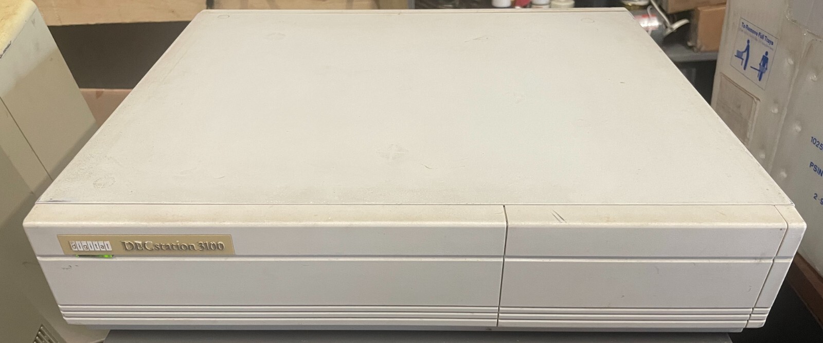 Vintage DEC Digital Equipment DECstation 3100 Workstation, PM20A-CB Computer