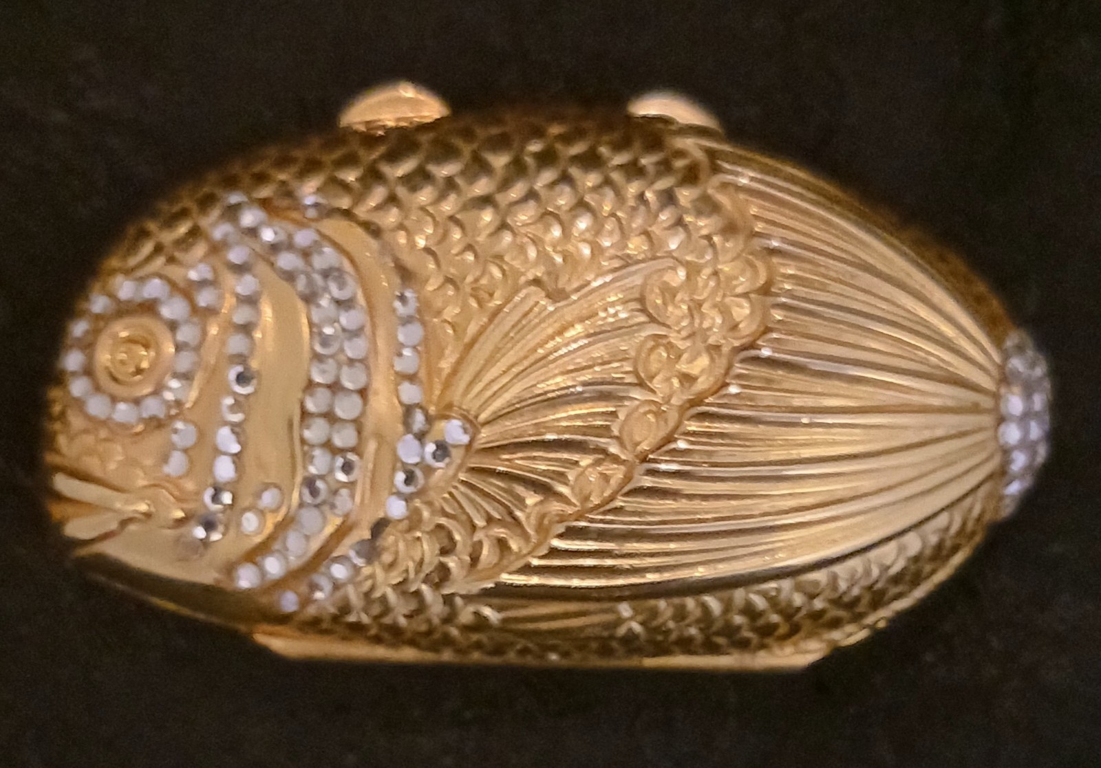 Vintage JUDITH LEIBER Metal Gold Tone Fish Pill Box w/Swarovski Crystals Vintage JUDITH LEIBER Metal Gold Tone Fish Pill Box w/Swarovski Crystals