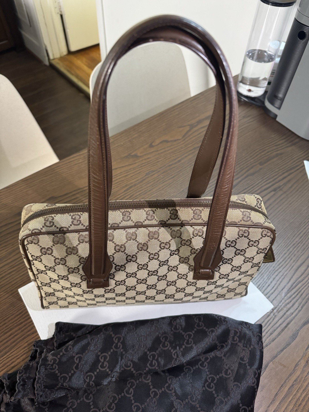 Gucci GG Canvas Shoulder Bag Vintage 90674