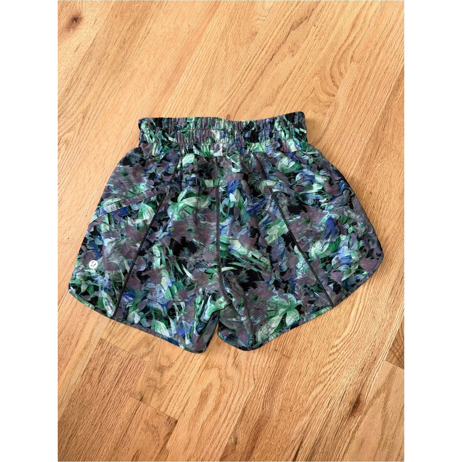 Lululemon Track That Mid-Rise Short 5\