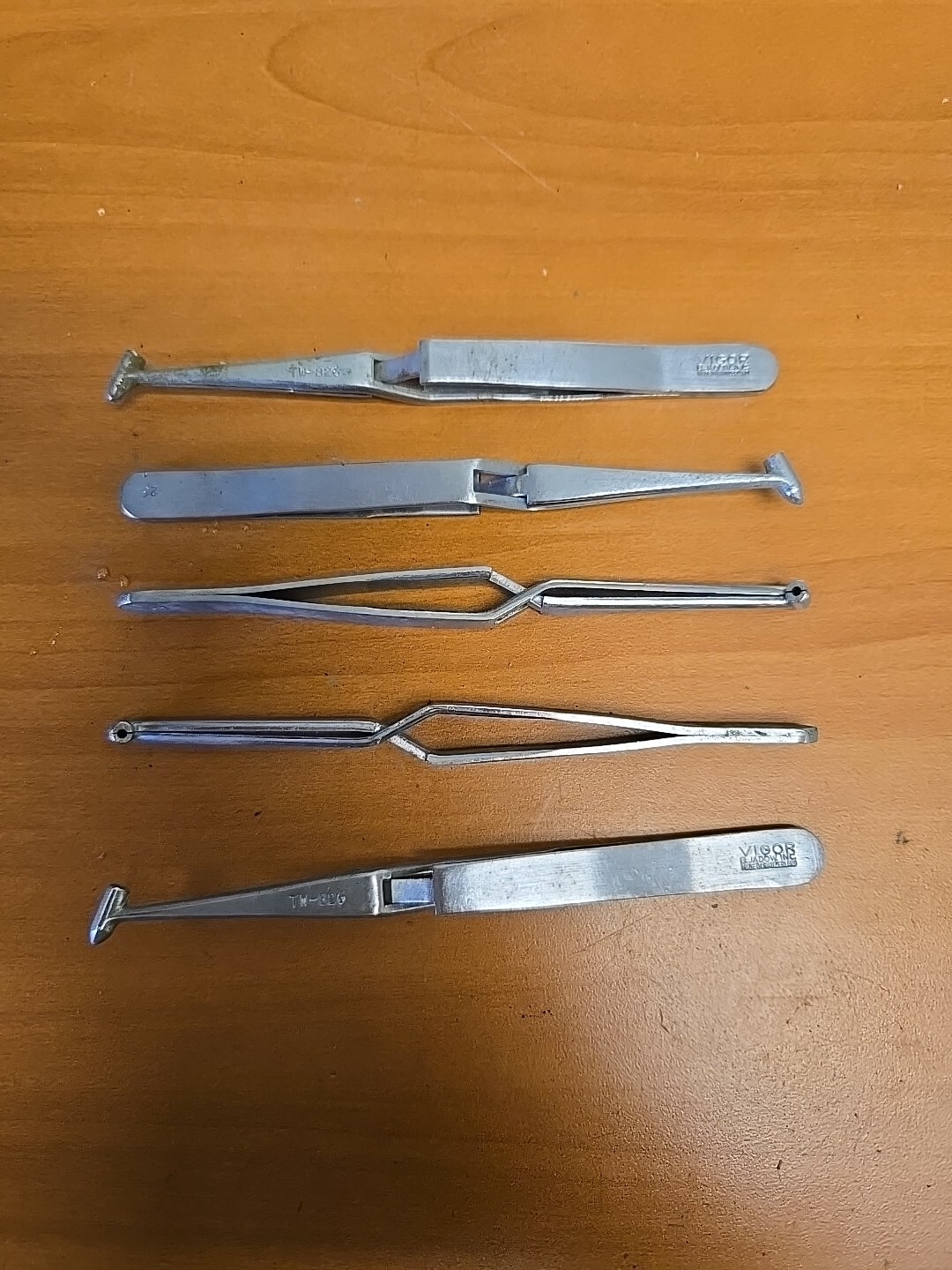 Vigor TW-826 Surgical Tweezer Tool Lot Of 5 Vigor TW-826 Surgical Tweezer Tool Lot Of 5