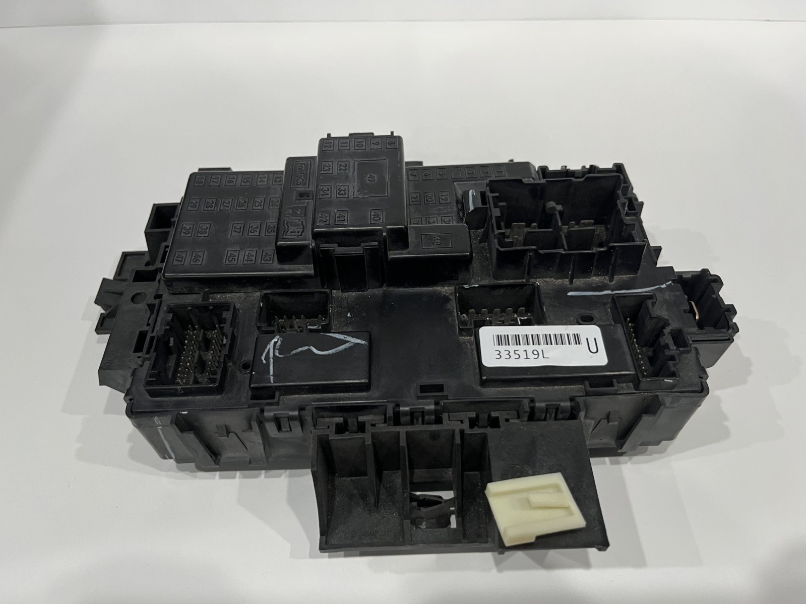 2011-2015 Ford Explorer Cabin Fuse Box Relay Junction BCM FC3T-14B476-BB