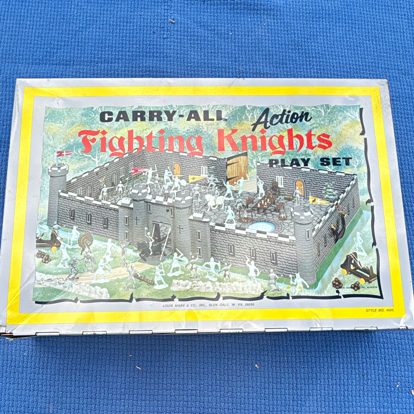 Louis Marx & Co. Carry-All Action Fighting Knights Play Set 4635 1968 Plastic