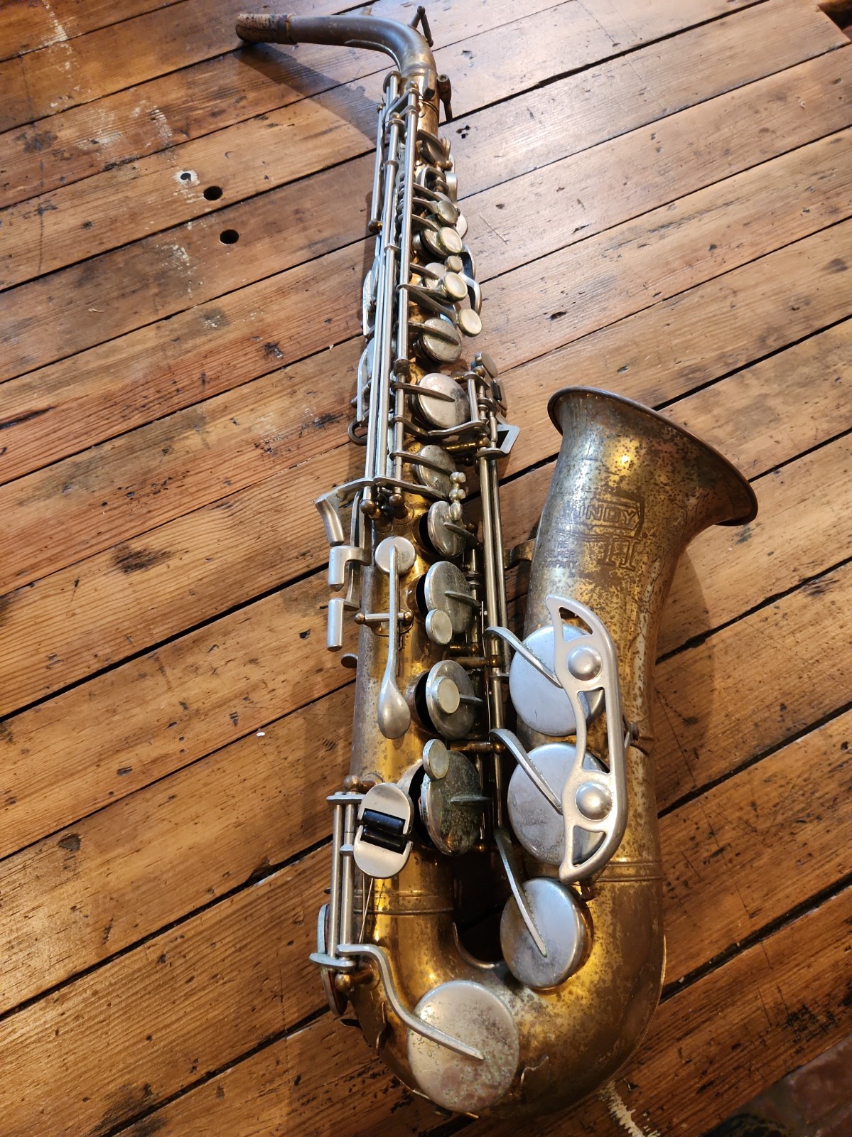 Vintage Selmer Bundy II Alto Saxophone
