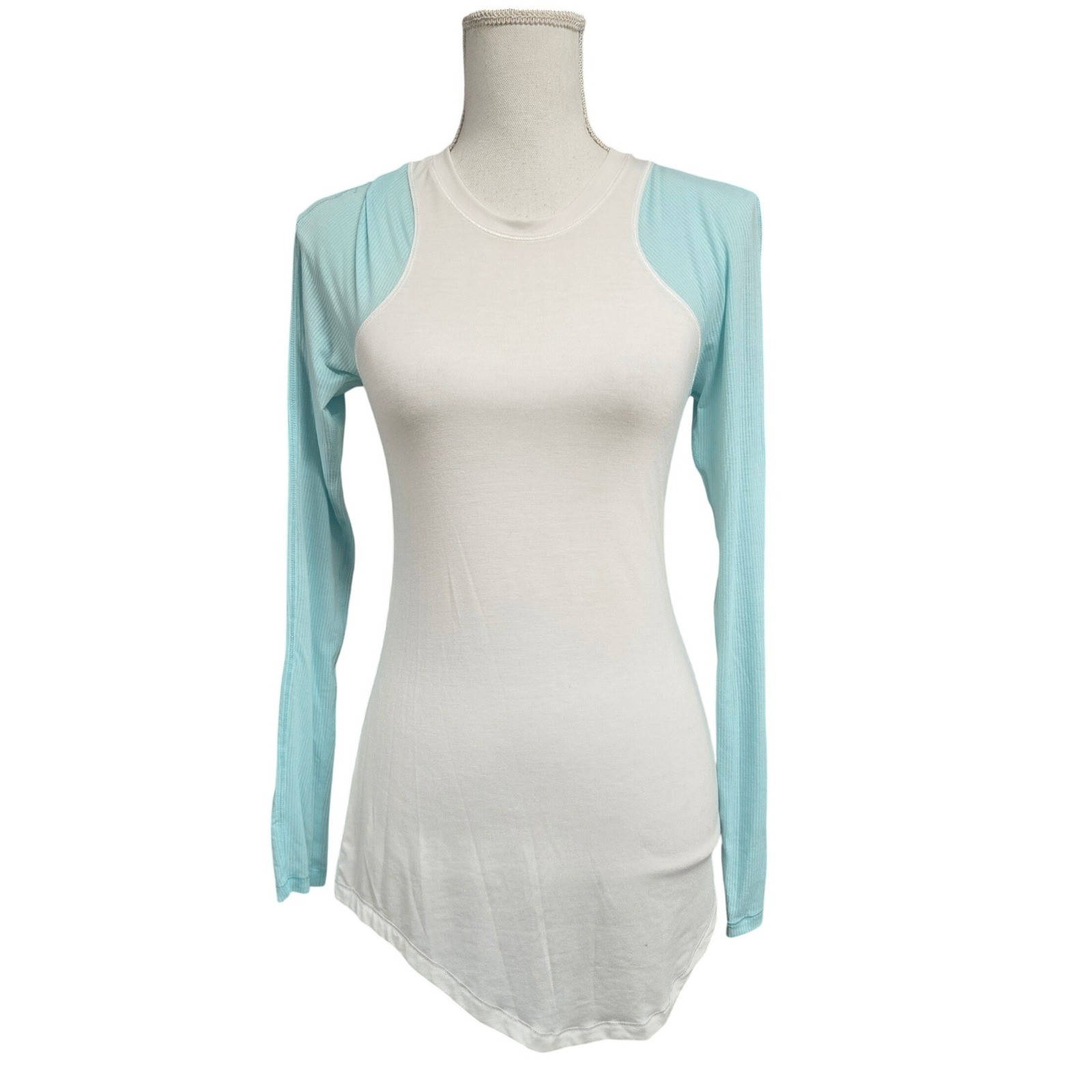 Lululemon Digni Tee Long Sleeve Top Athletica White Aqua Blue Size 4
