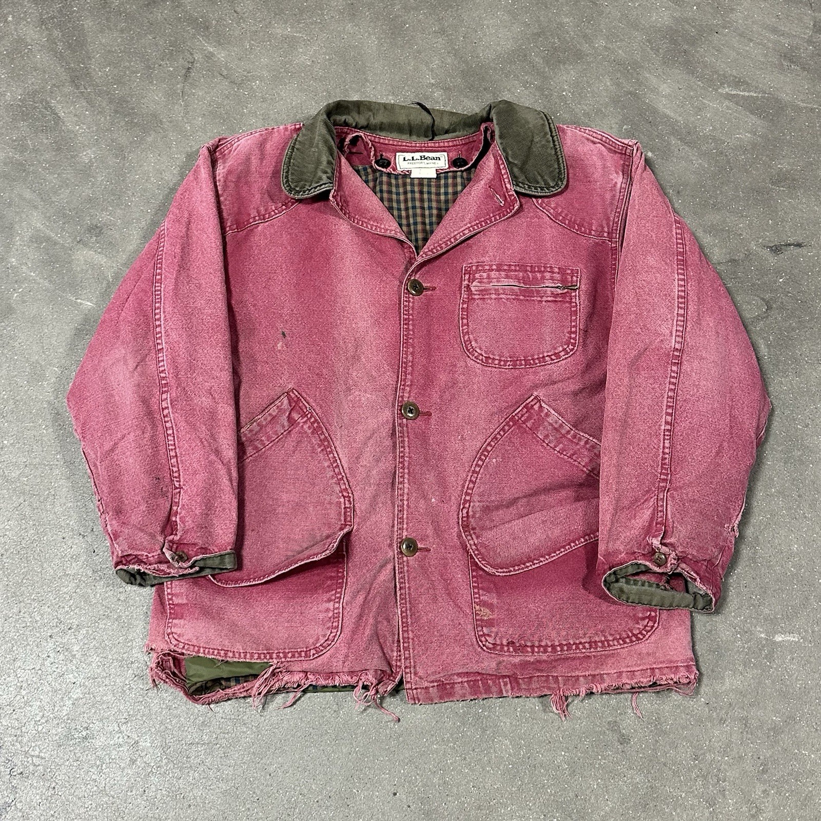 Vtg LL Bean Red Chore Jacket Coat Size L Canvas Barn Field Flannel Lined Worn Vtg LL Bean Red Chore Jacket Coat Size L Canvas Barn Field Flannel Lined Worn