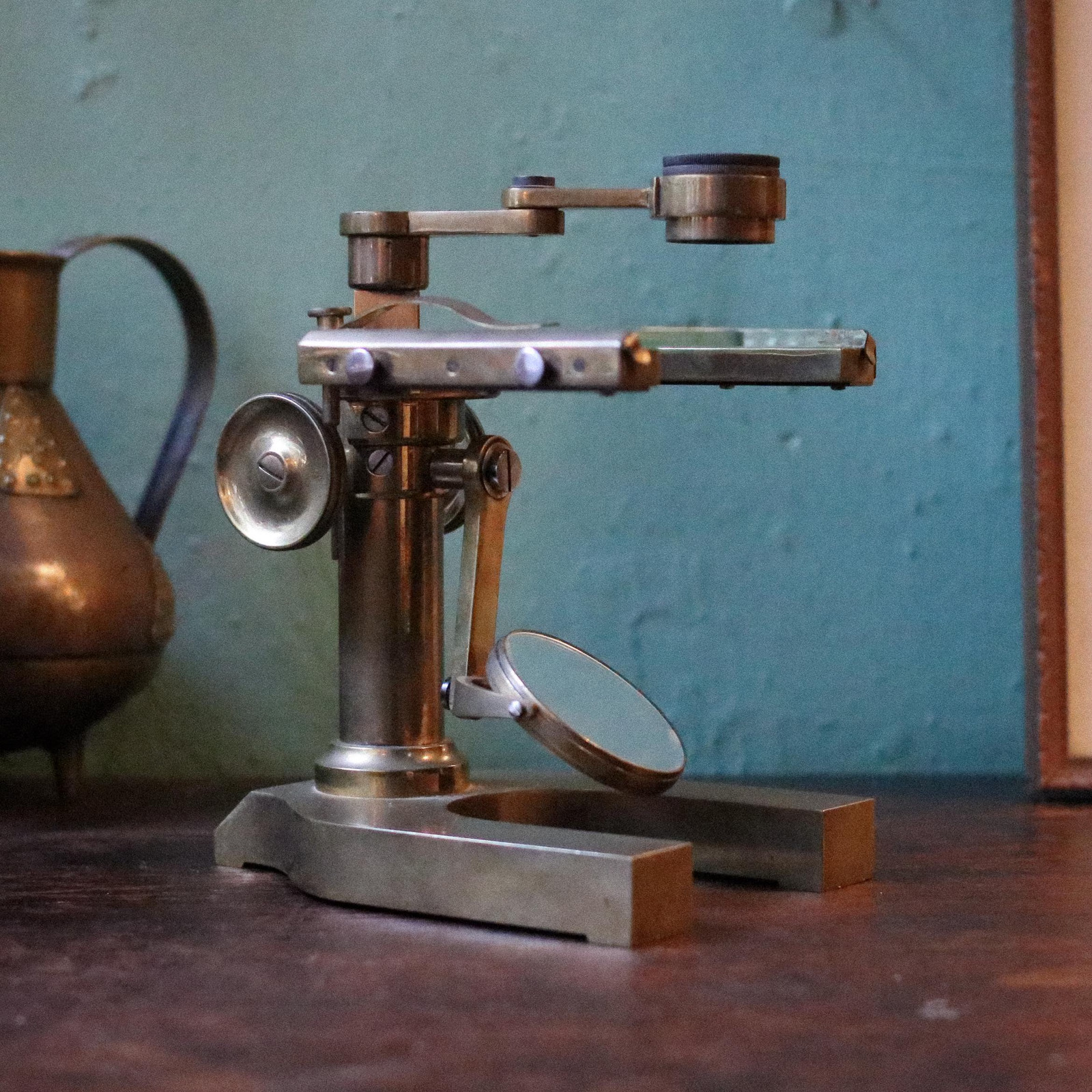 Antique E. Leitz Wetzlar Brass Dissecting Microscope – c.1900 Scientific Instru