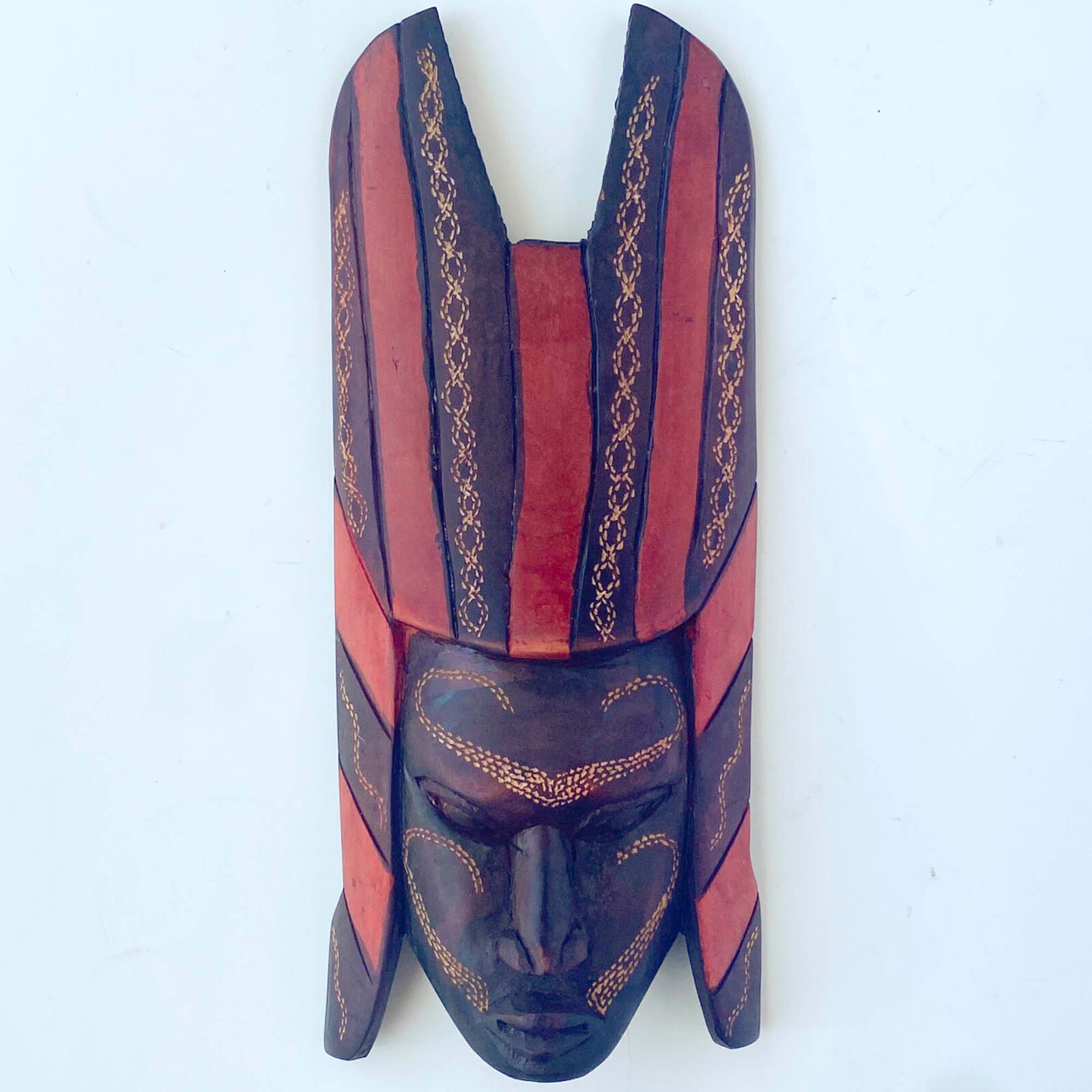 African Kenya Kikuyu Tribal Traditional Hand Carved Wood Mask