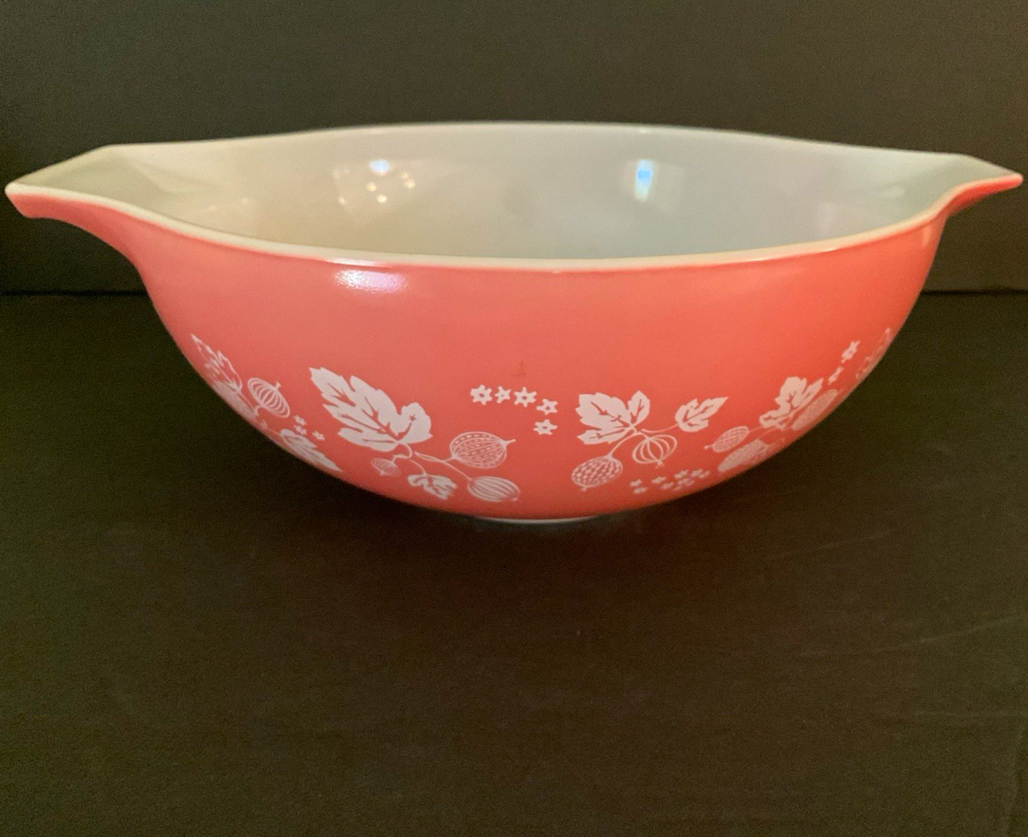 Vintage PYREX  444 Pink Gooseberry Cinderella Mixing Bowl - Pink w/ White - 4 Qt