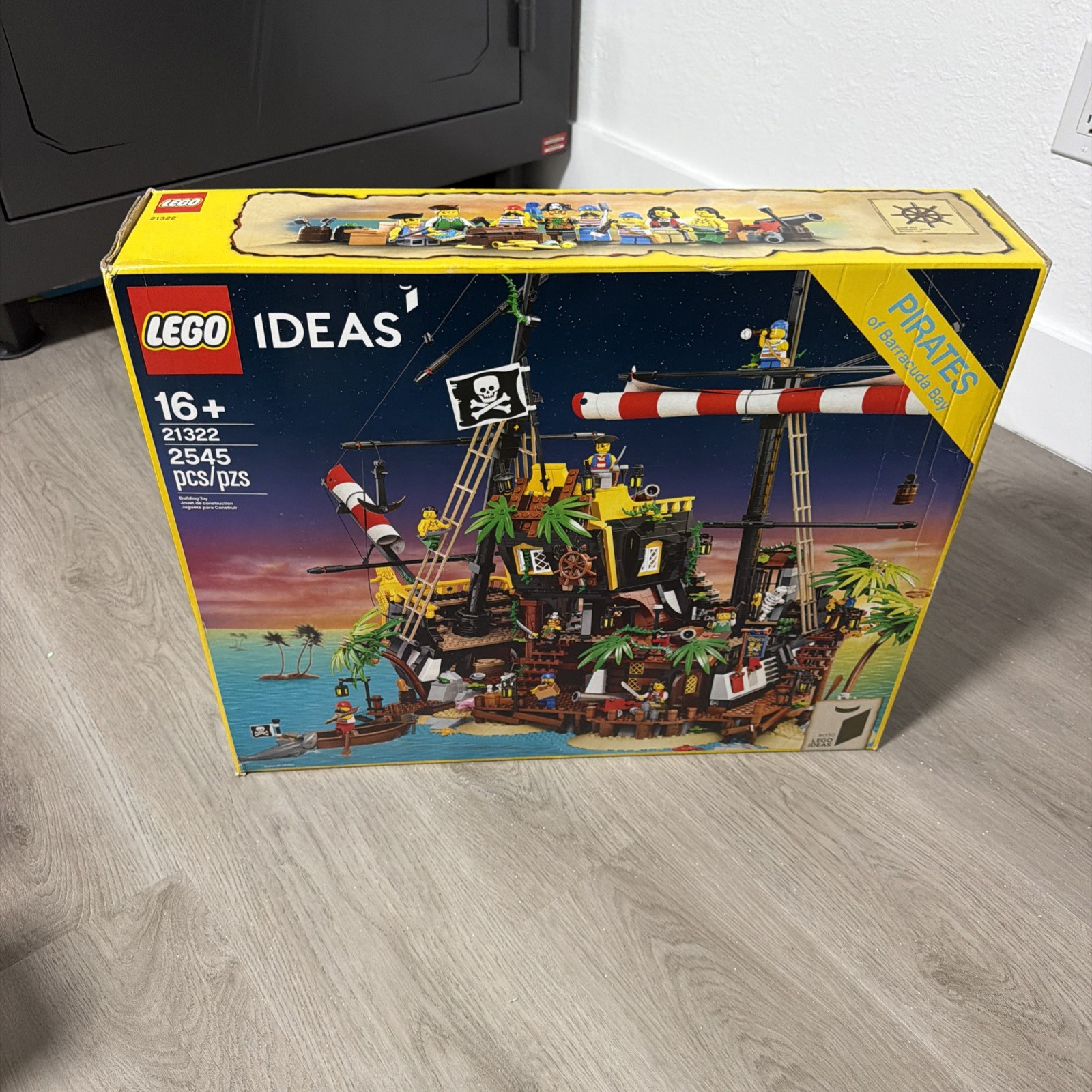 LEGO Ideas: Pirates of Barracuda Bay (21322) New In Sealed Box