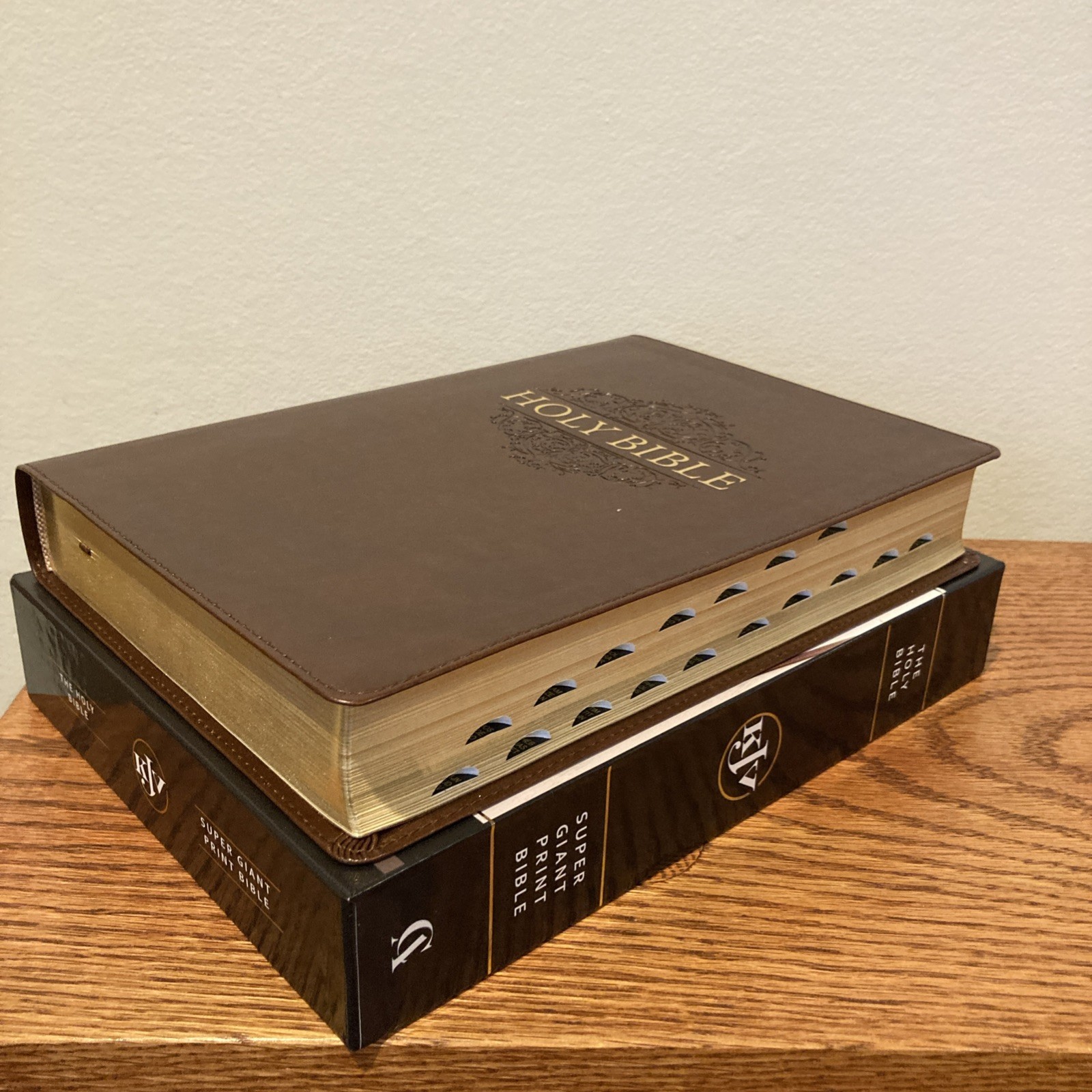 KJV Super Giant Print Bible - 17pt font ~ Faux Leather ~ Red Letter ~ Indexed KJV Super Giant Print Bible - 17pt font ~ Faux Leather ~ Red Letter ~ Indexed