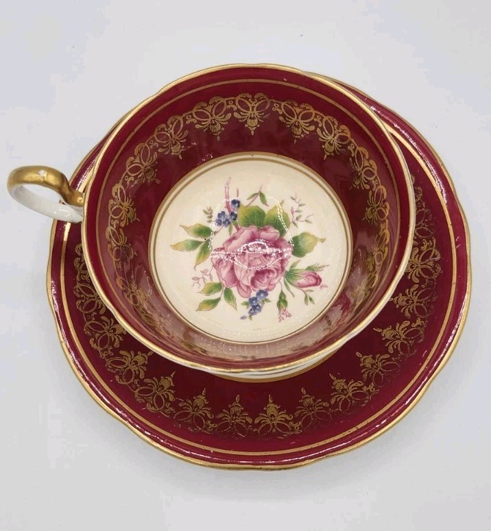 VINTAGE AYNSLEY TEA CUP & SAUCER COVENTRY DECO CABBAGE ROSE BURGUNDY GOLD