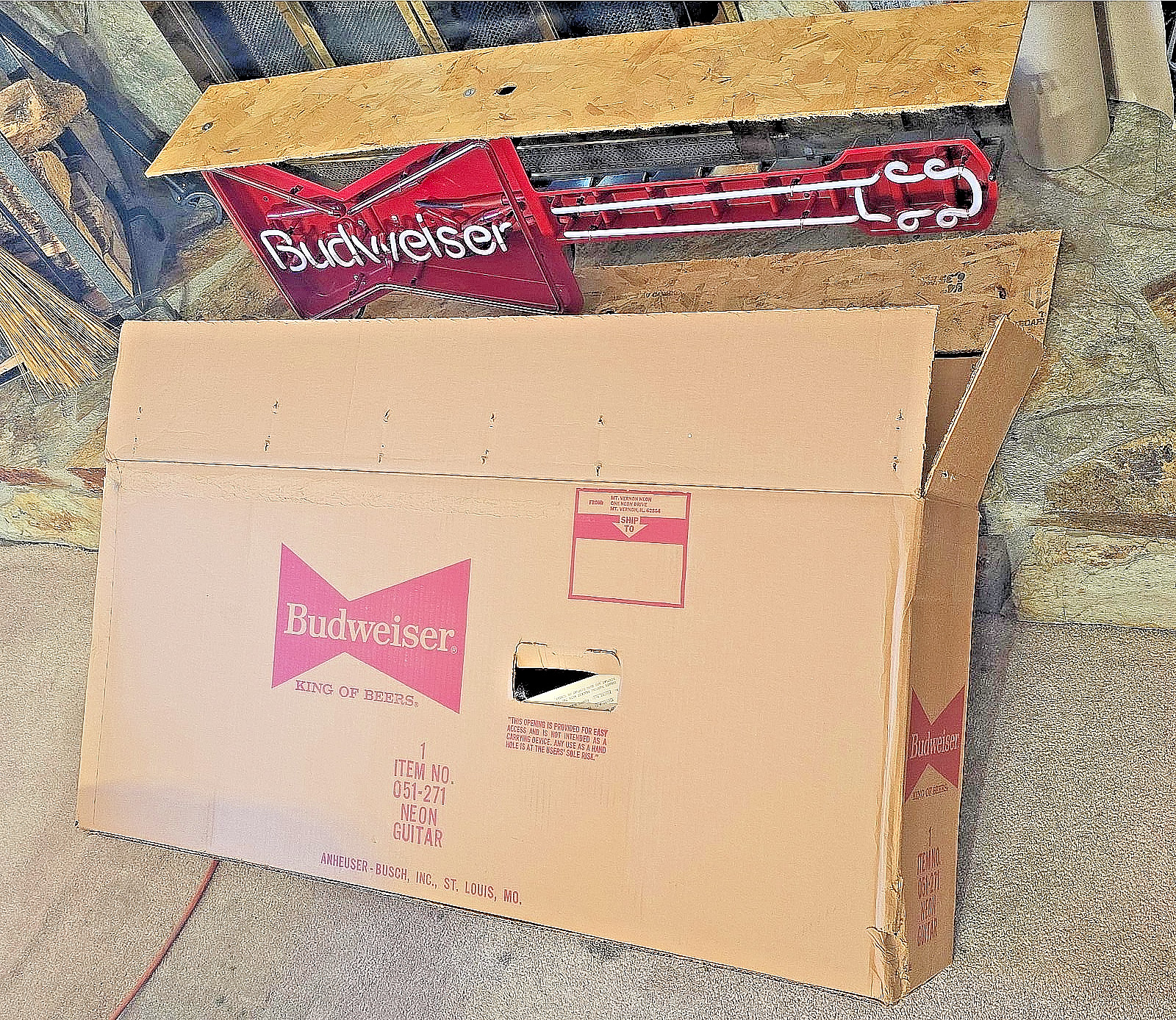 NEW Budweiser Bowtie Neon Electric Guitar (Item #051-271) 1992 NEW In Box NIB