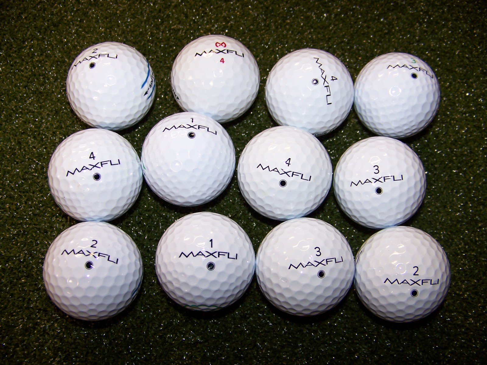 12  AAAA (4A)  Excellent Used MAXFLI Golf Balls StraightFli SoftFli  Tour CG
