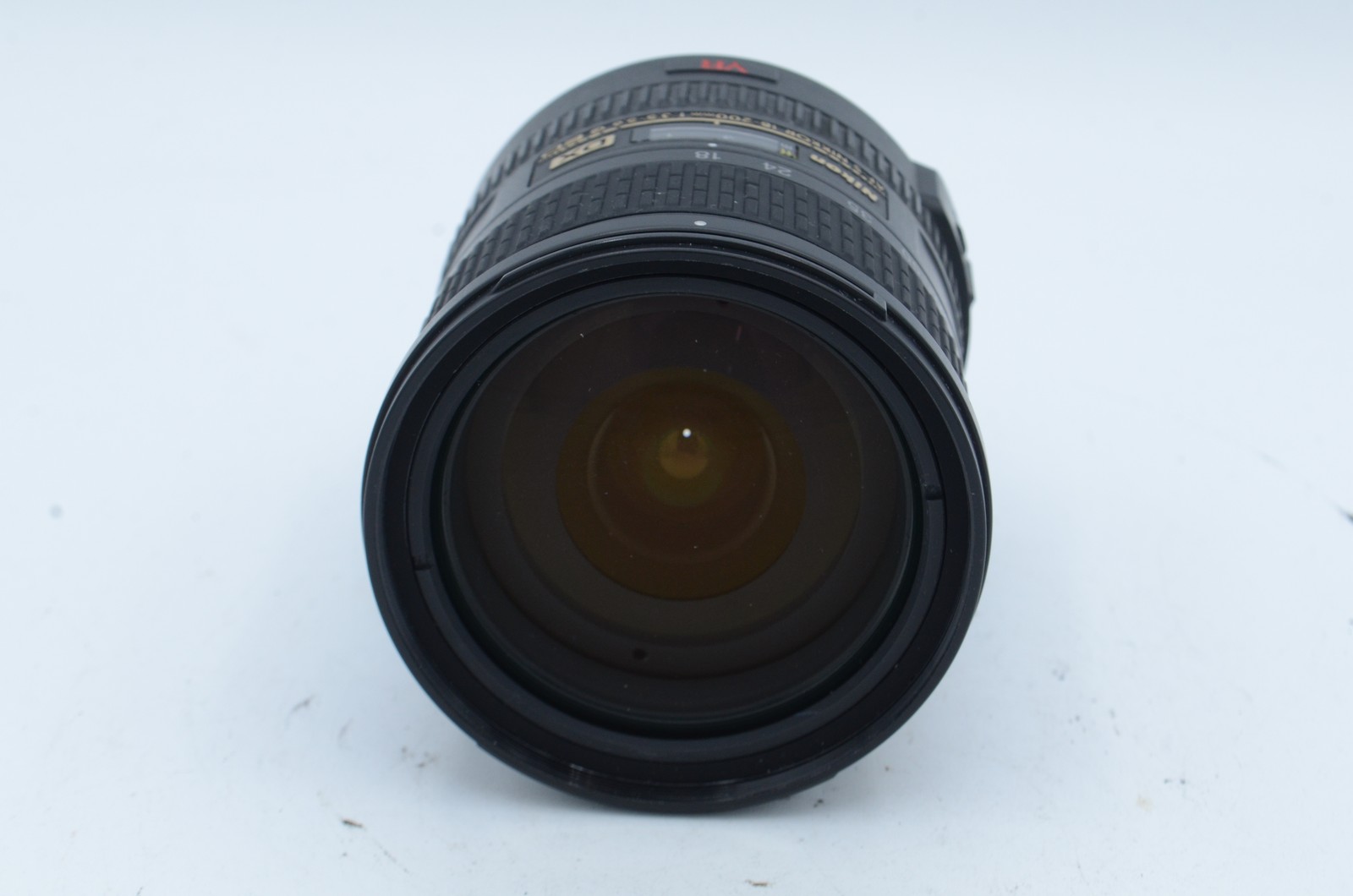 Nikon AF-S DX Nikkor 18-200mm f/3.5-5.6 Autofocus (For Parts or Repair)